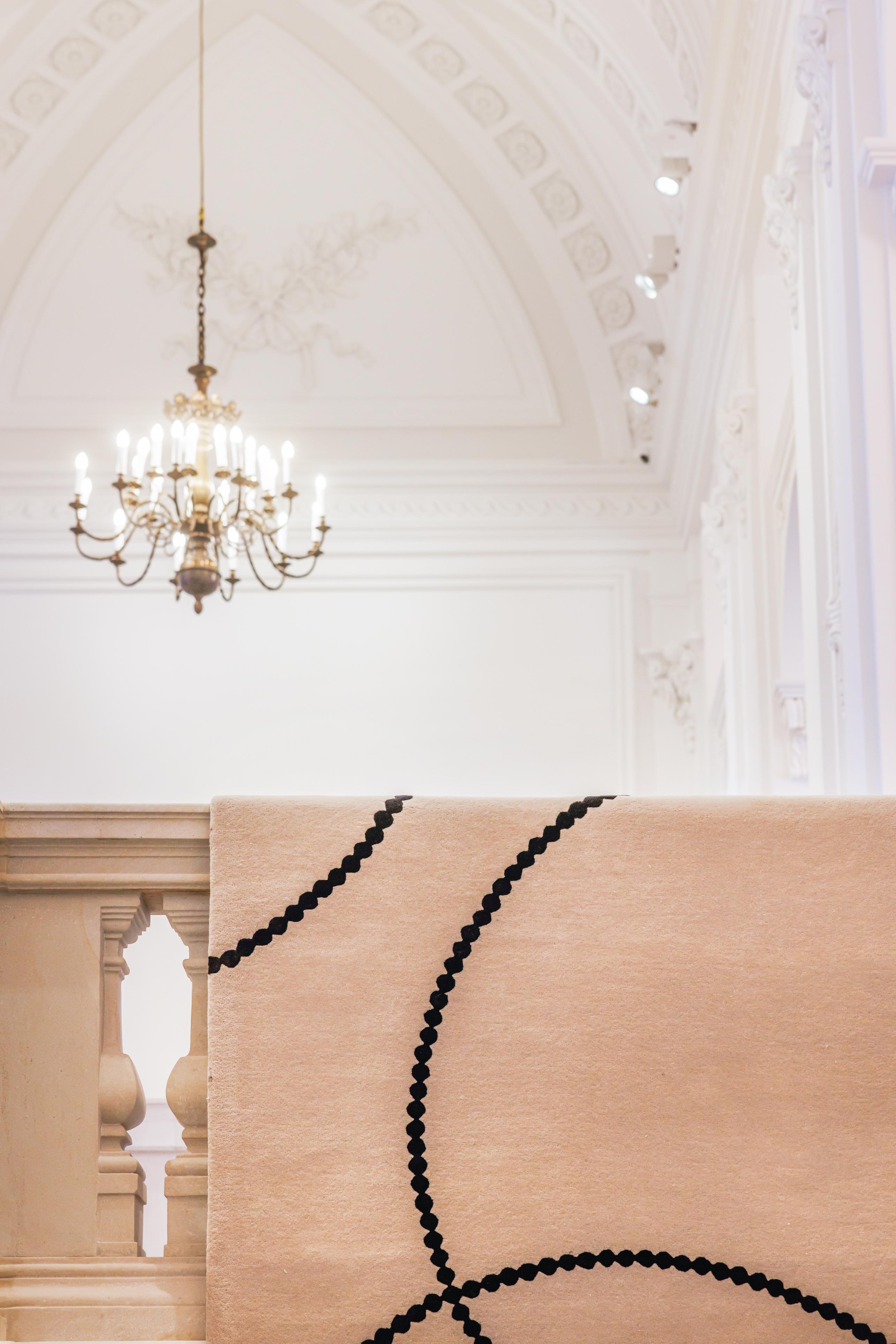 LUNA Beige Carpet with Black Pattern