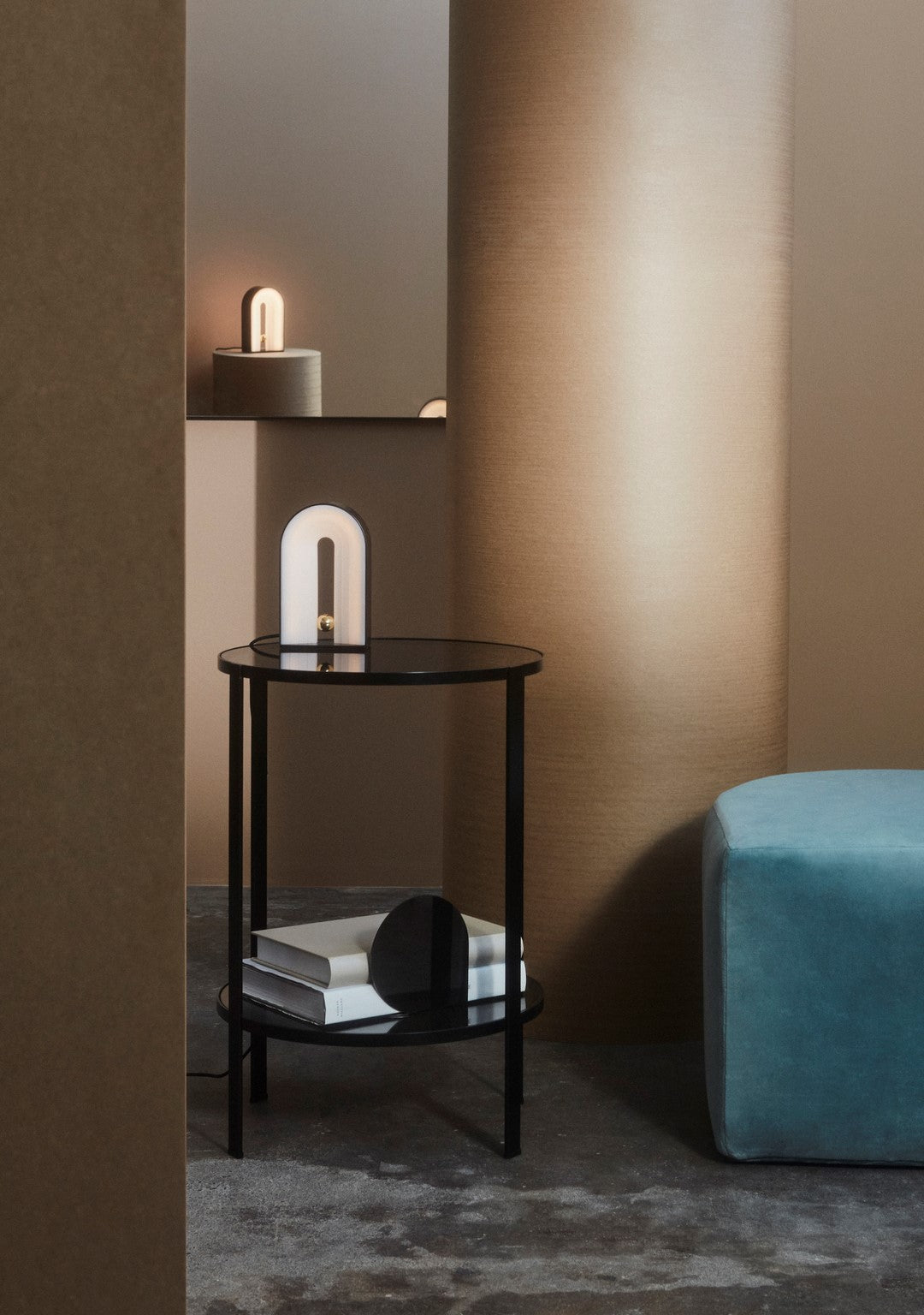 STILLA Bookend Black