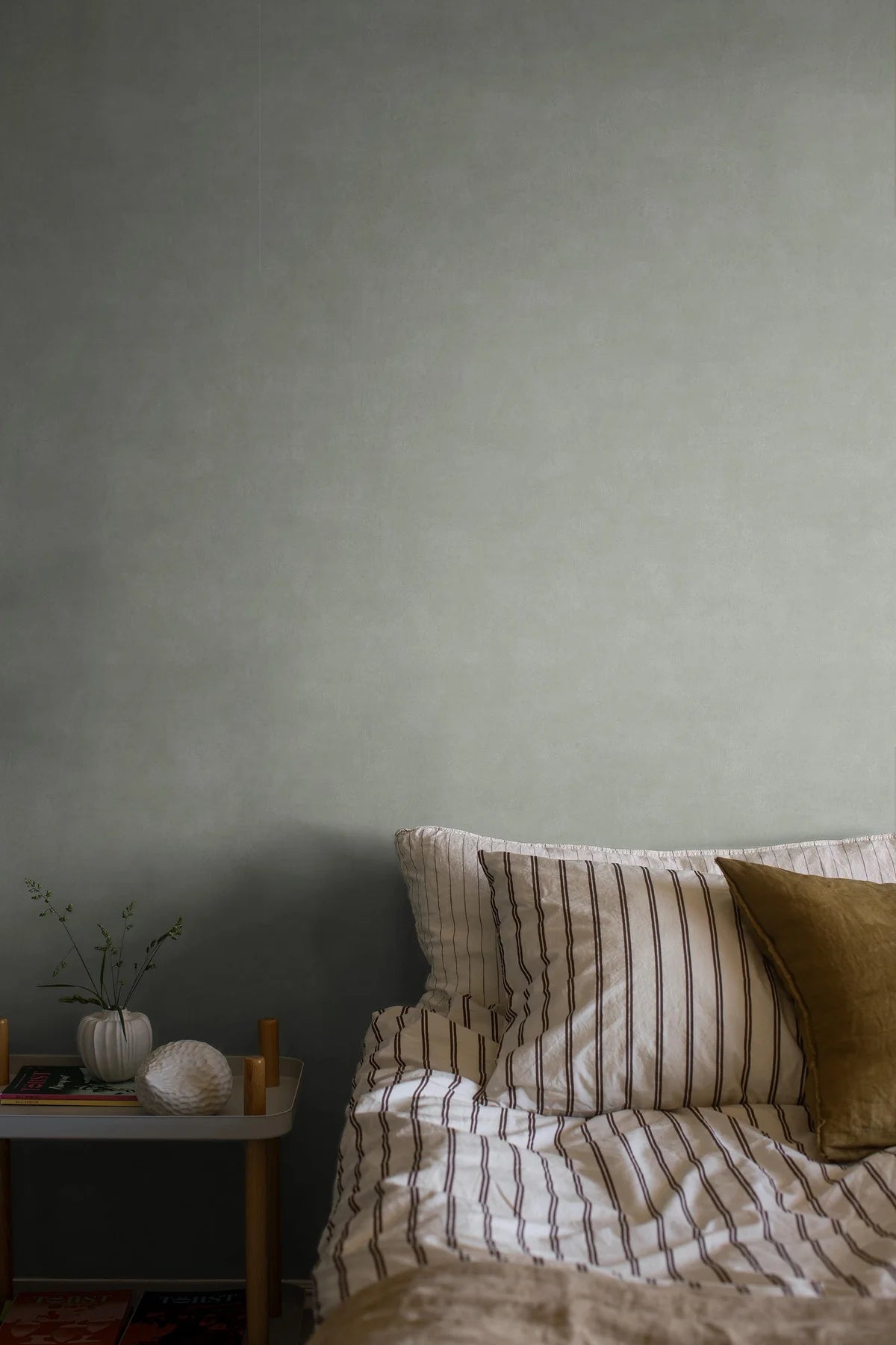 Canvas-like Wallpaper SHADES - LARIMAR Light Green