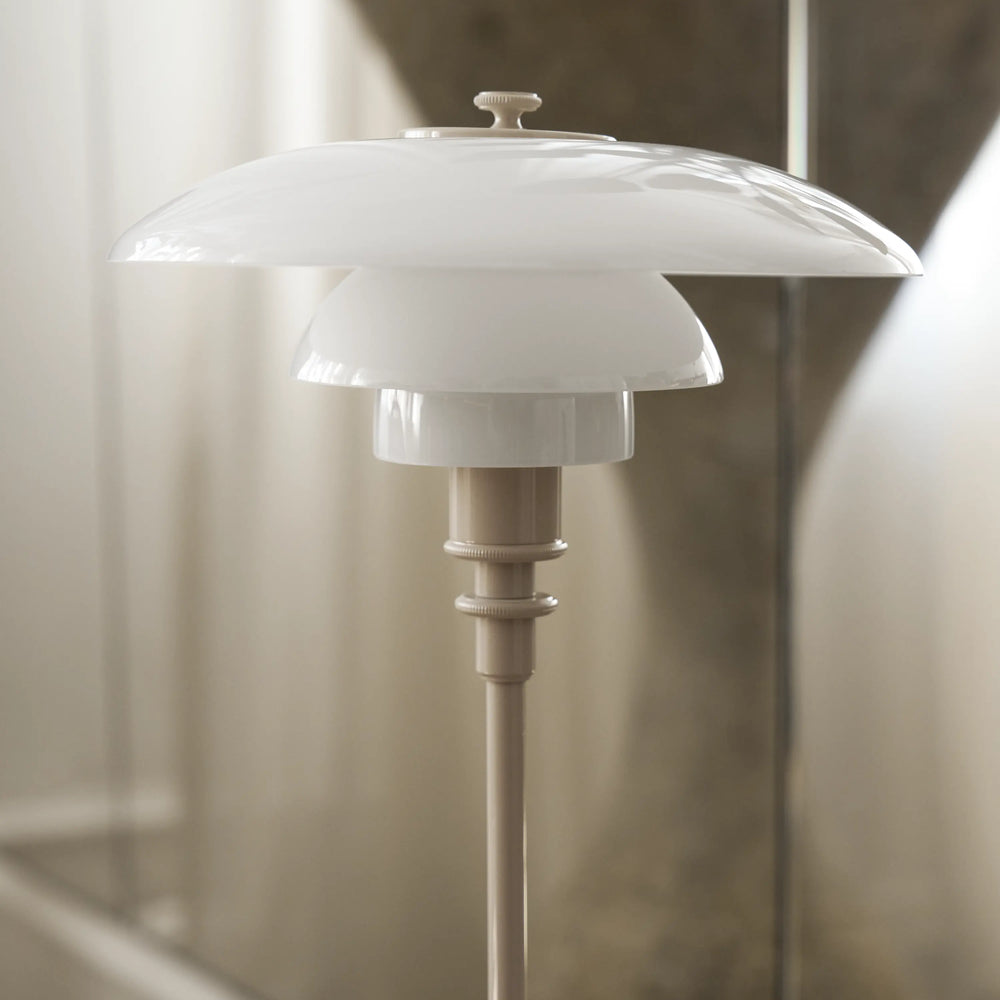 Tischlampe PH 2/1 weiß mit beigem Fuß
