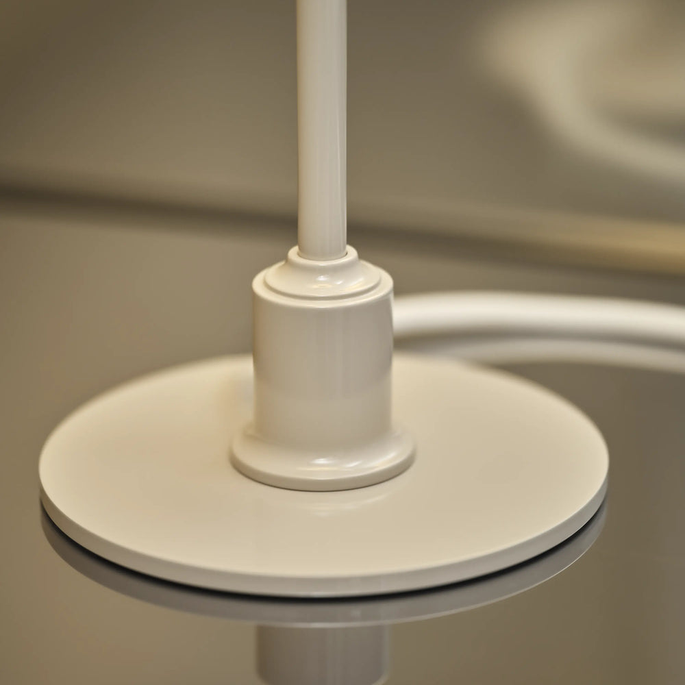 Tischlampe PH 2/1 weiß mit beigem Fuß