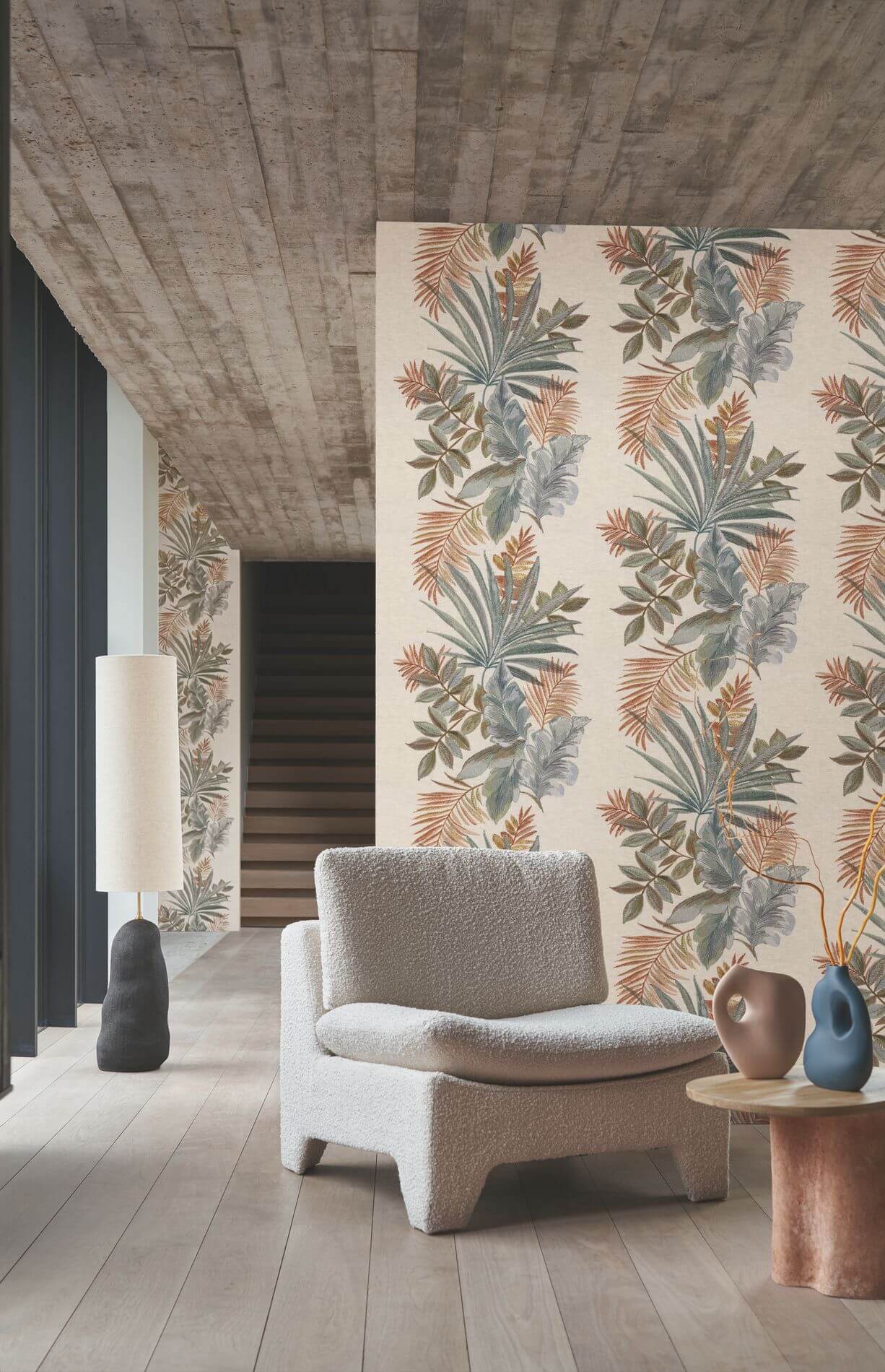 Textile wallpaper with a plant motif of JARDIN EPHEMERE leaves - MORDORE / CELADON beige with light green