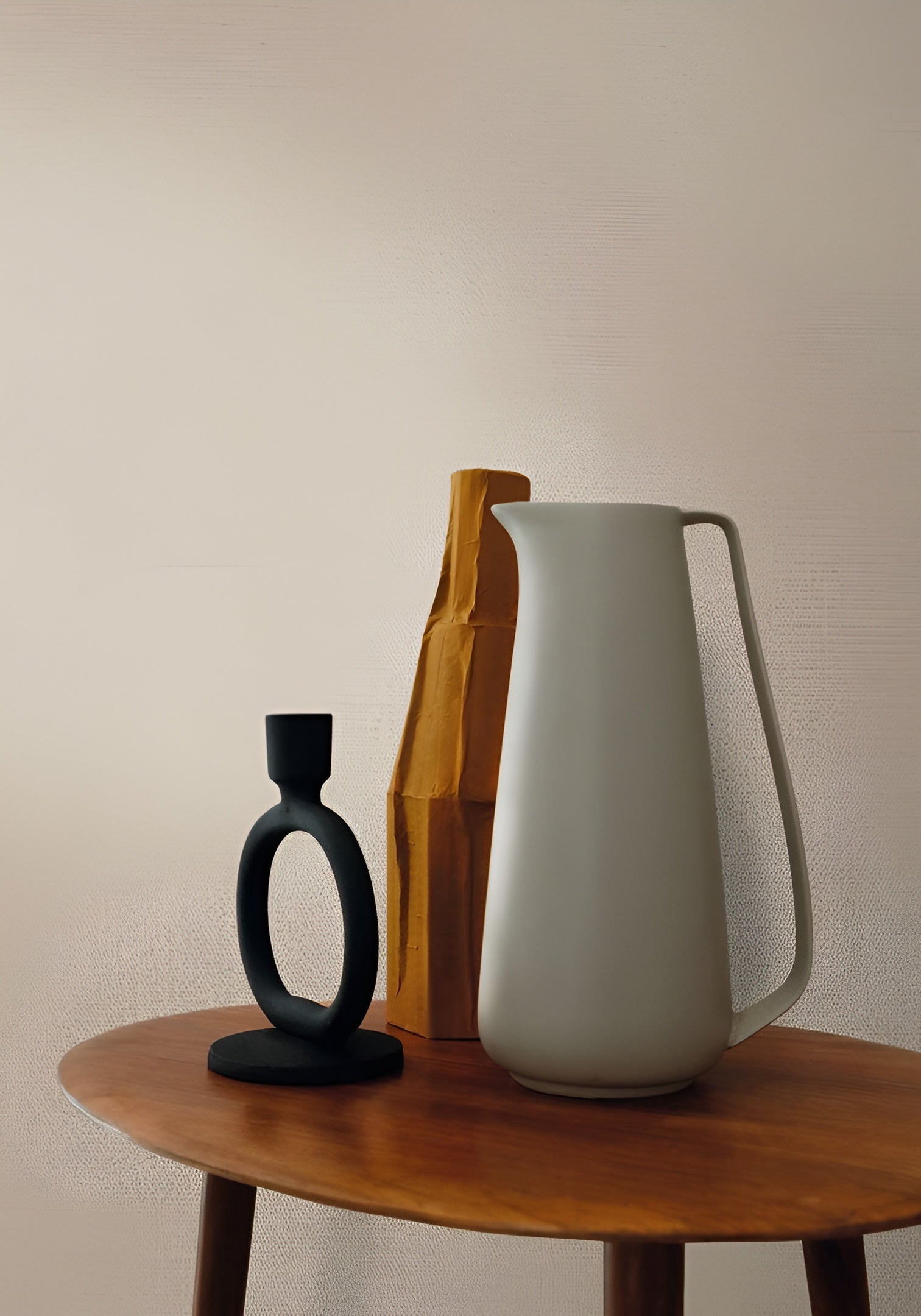 Smooth matte wallpaper with a pearlescent effect OCTA - SABLE dark beige