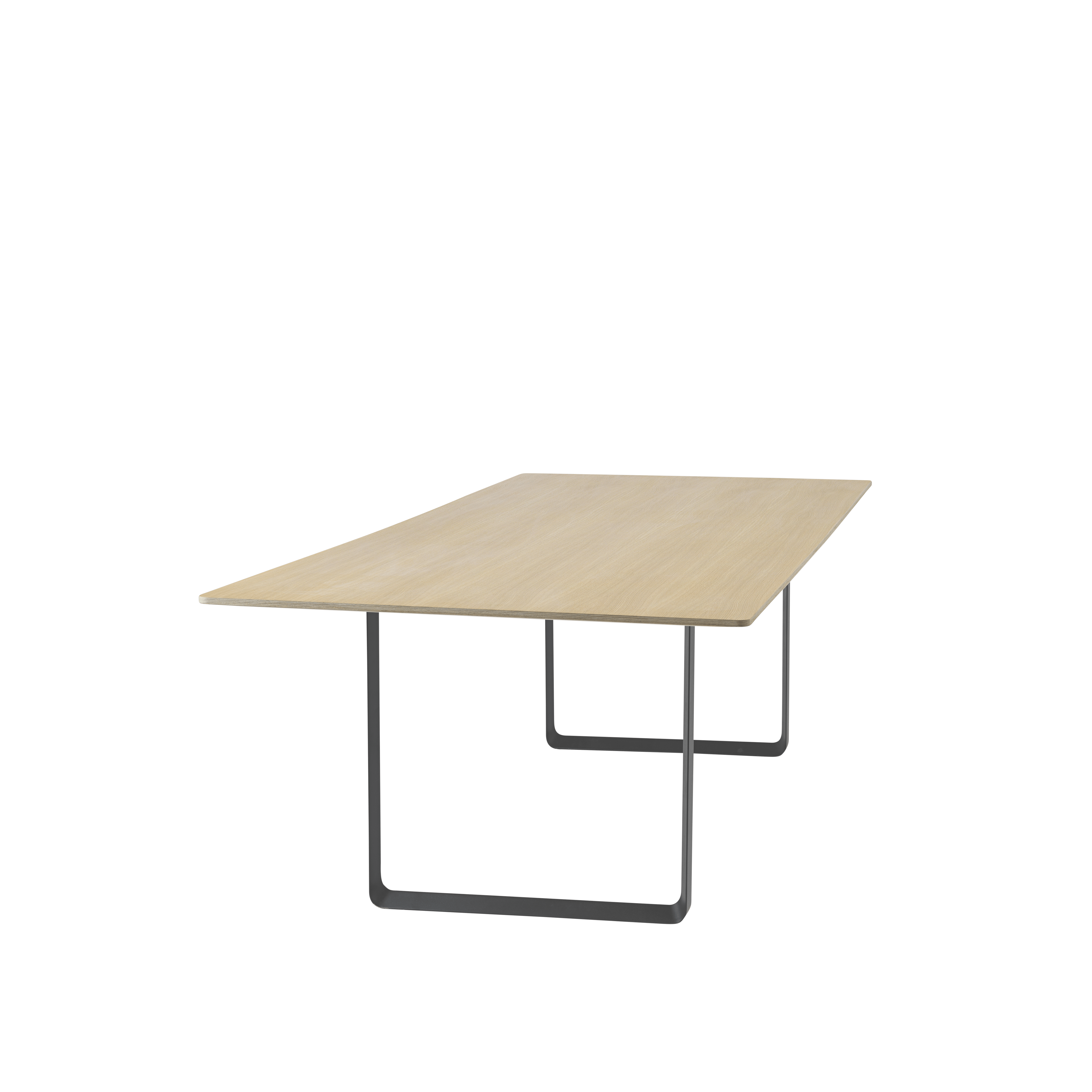 Tisch 70/70 Eichenfurnier mit schwarzem Gestell