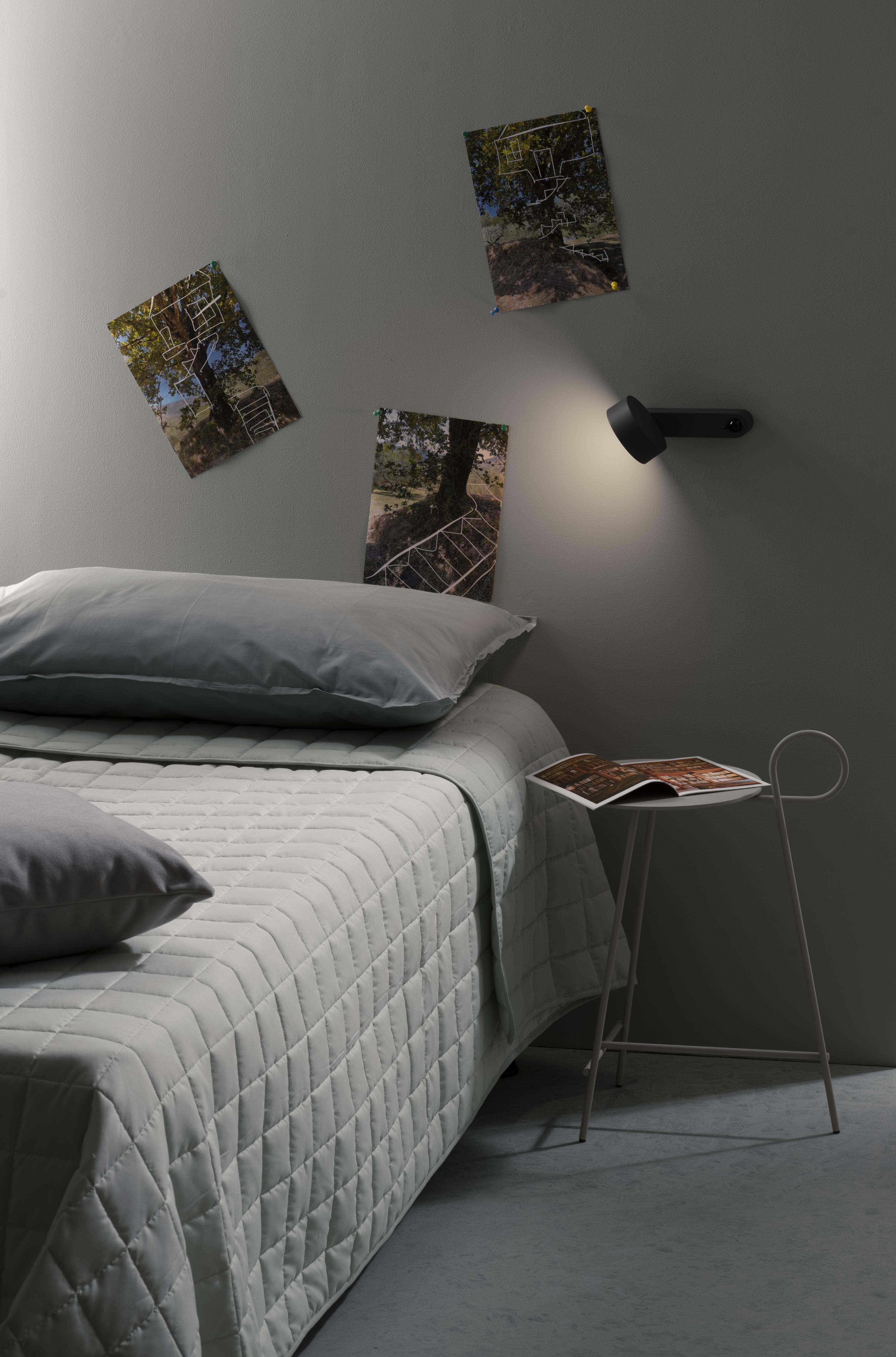 Lampa ścienna TOGGLE antracytowy – styl minimalistyczny