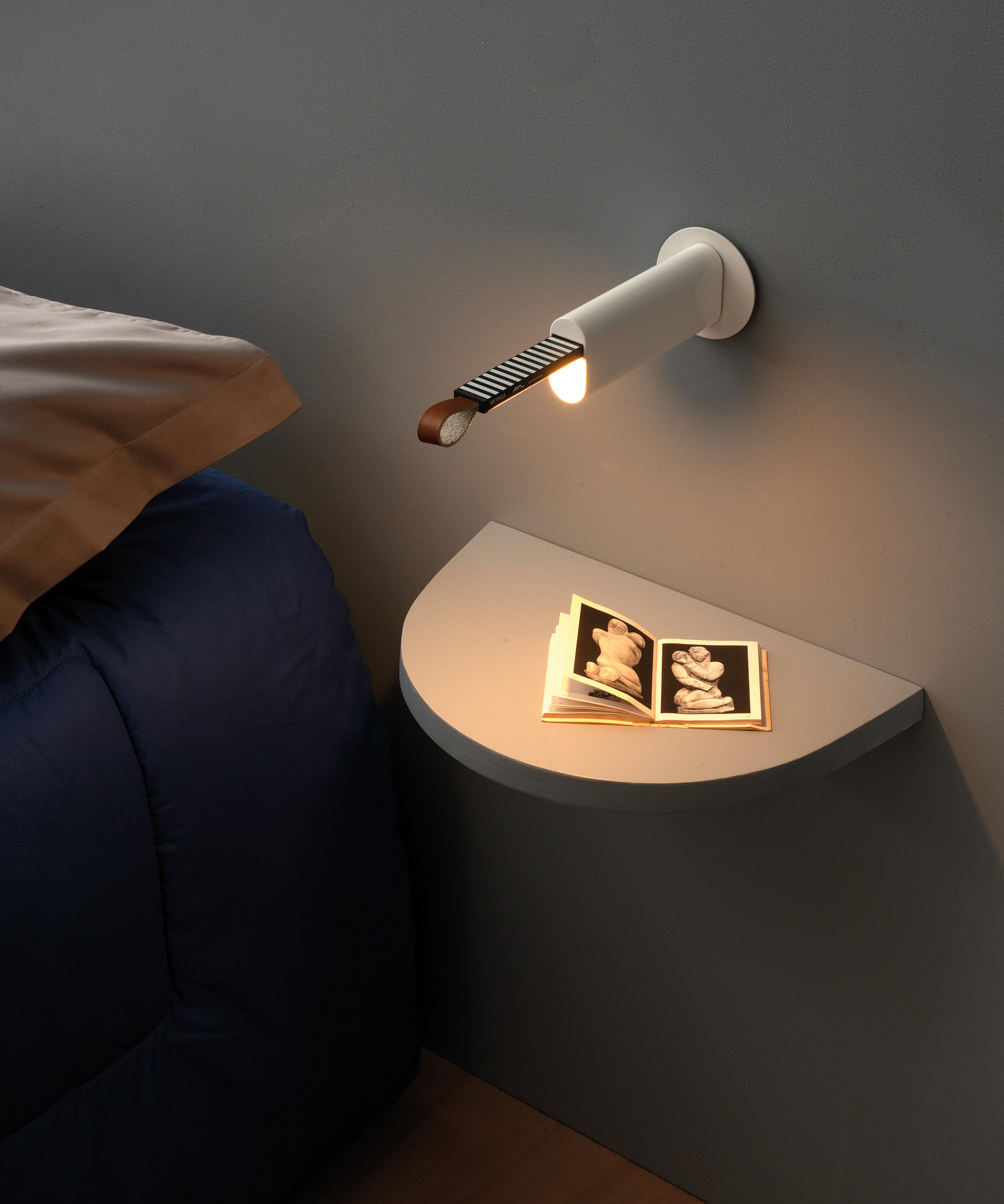 Wandlampe METRICA glänzend weiß