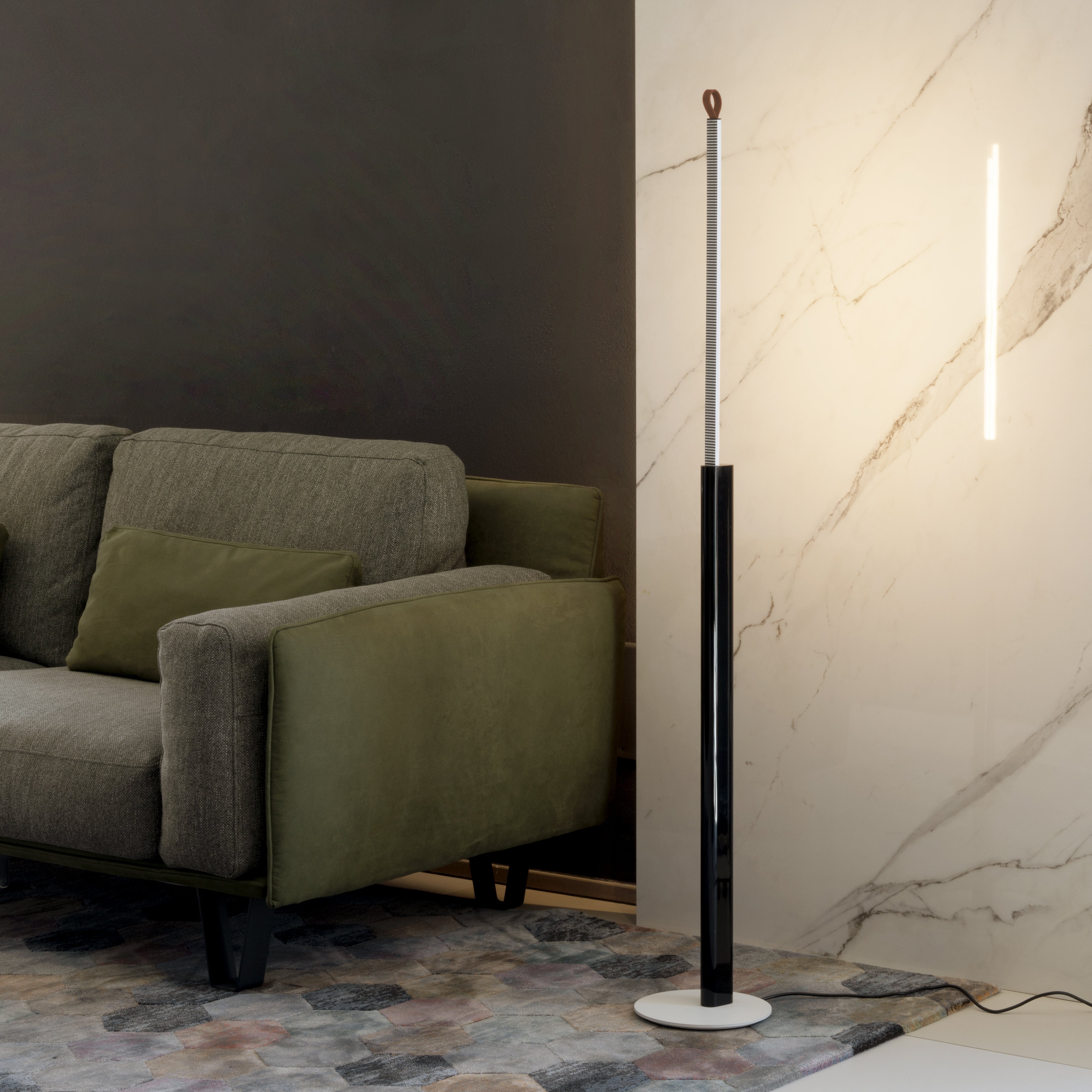 Stehlampe METRICA in glänzendem Weiß