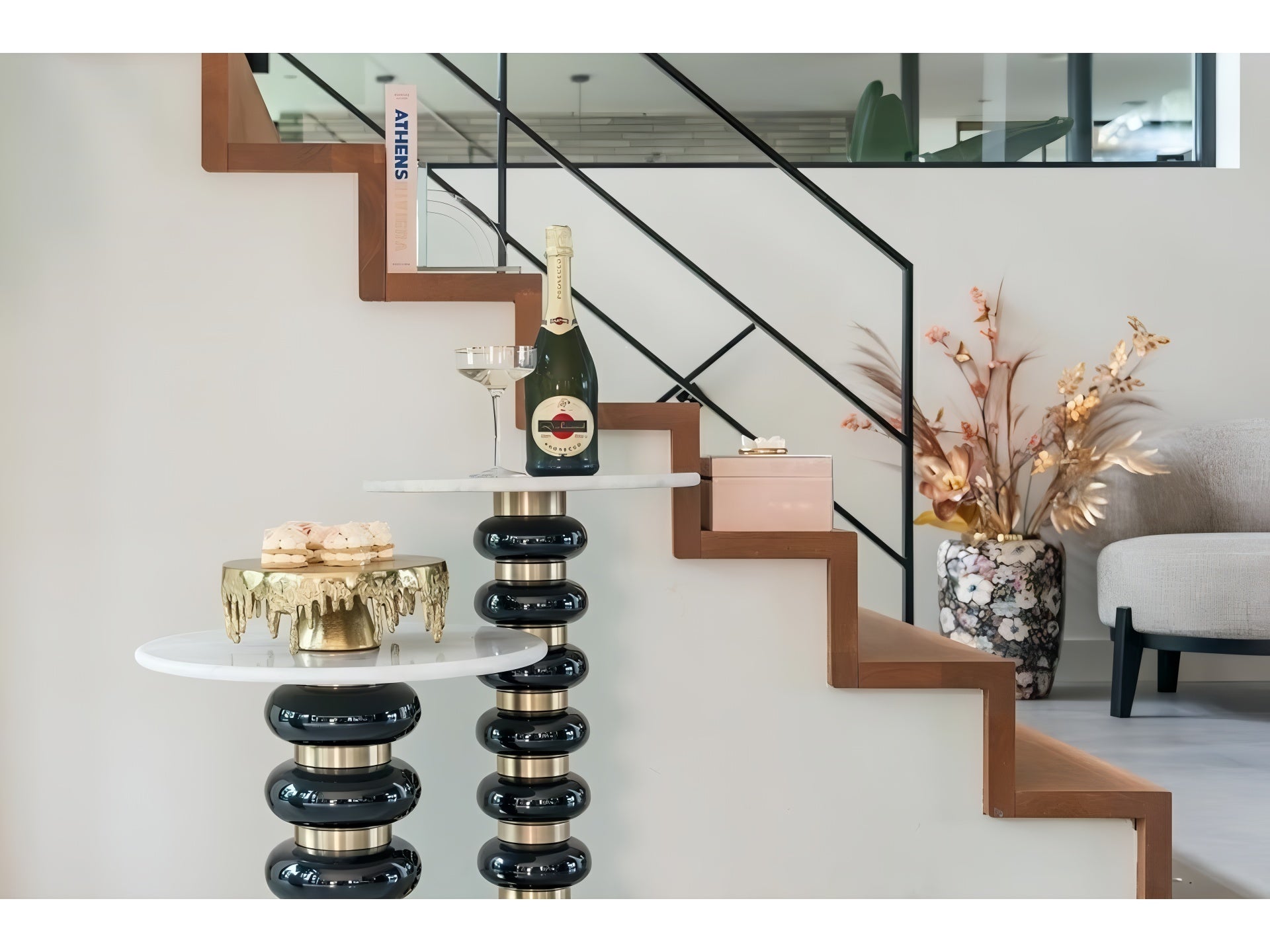 Beistelltisch BARBARA weiß mit Gold