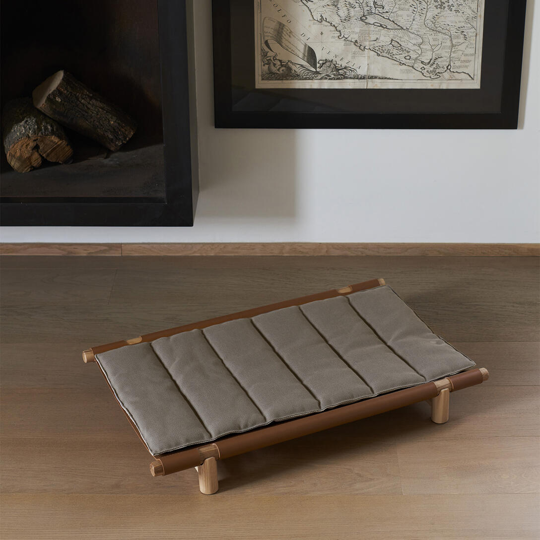 BERBERÉ Dog Bed Cognac Leather