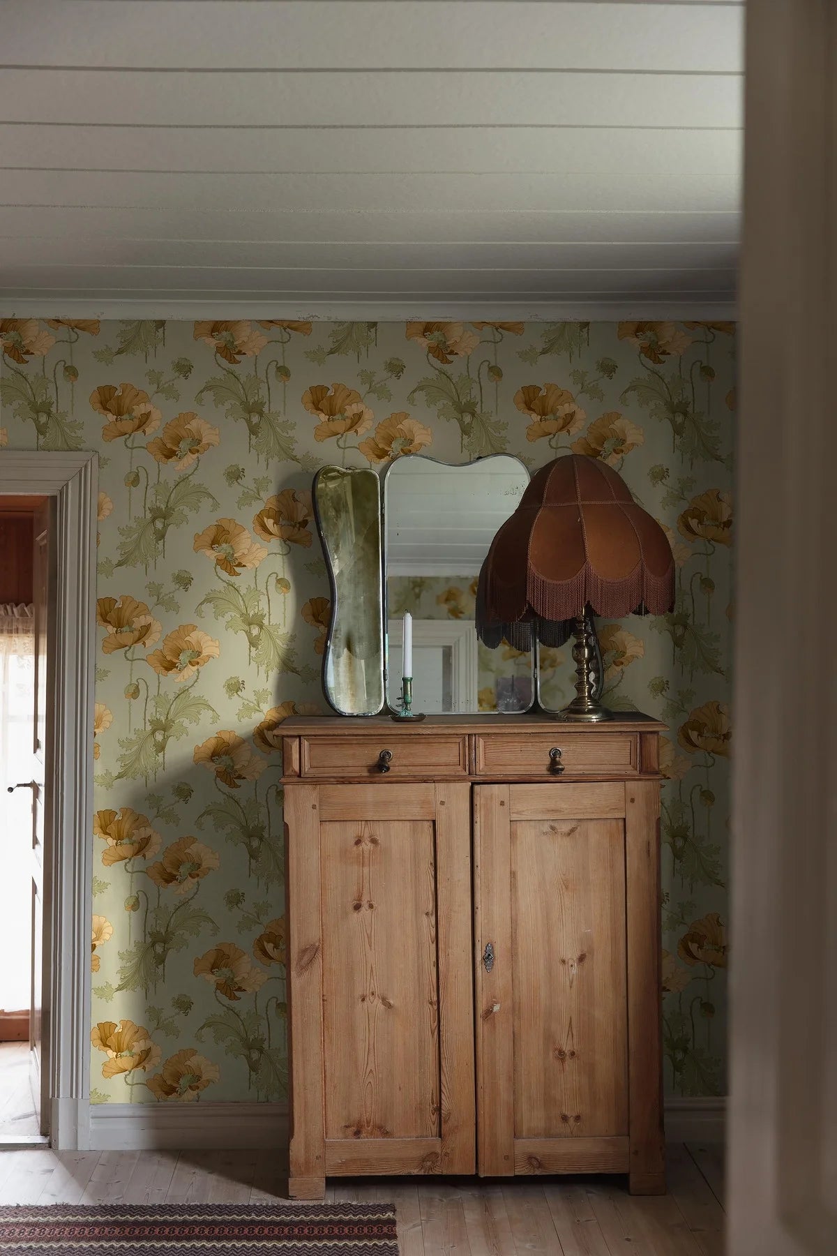 Non-woven paper wallpaper with a floral pattern VALLMO light green with yellow