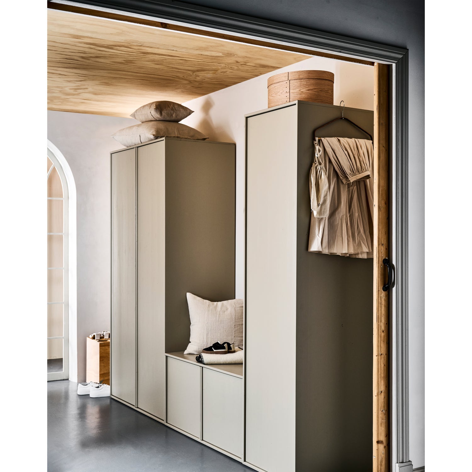 2-Door Cabinet DAILY Gray Beige