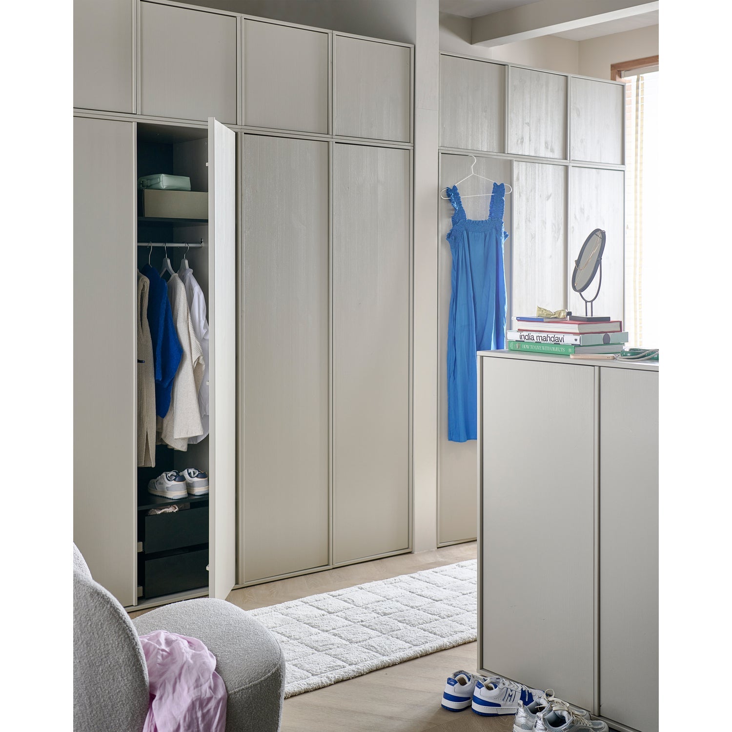 2-türiger Kleiderschrank DAILY grau-beige [Amelia]