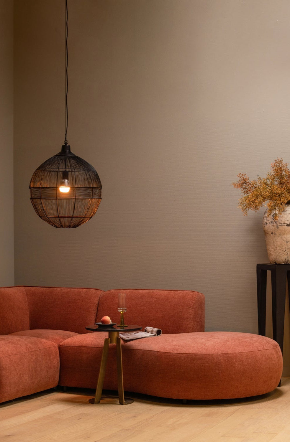 Eine Ecke in der Form der rechten Polly Rose