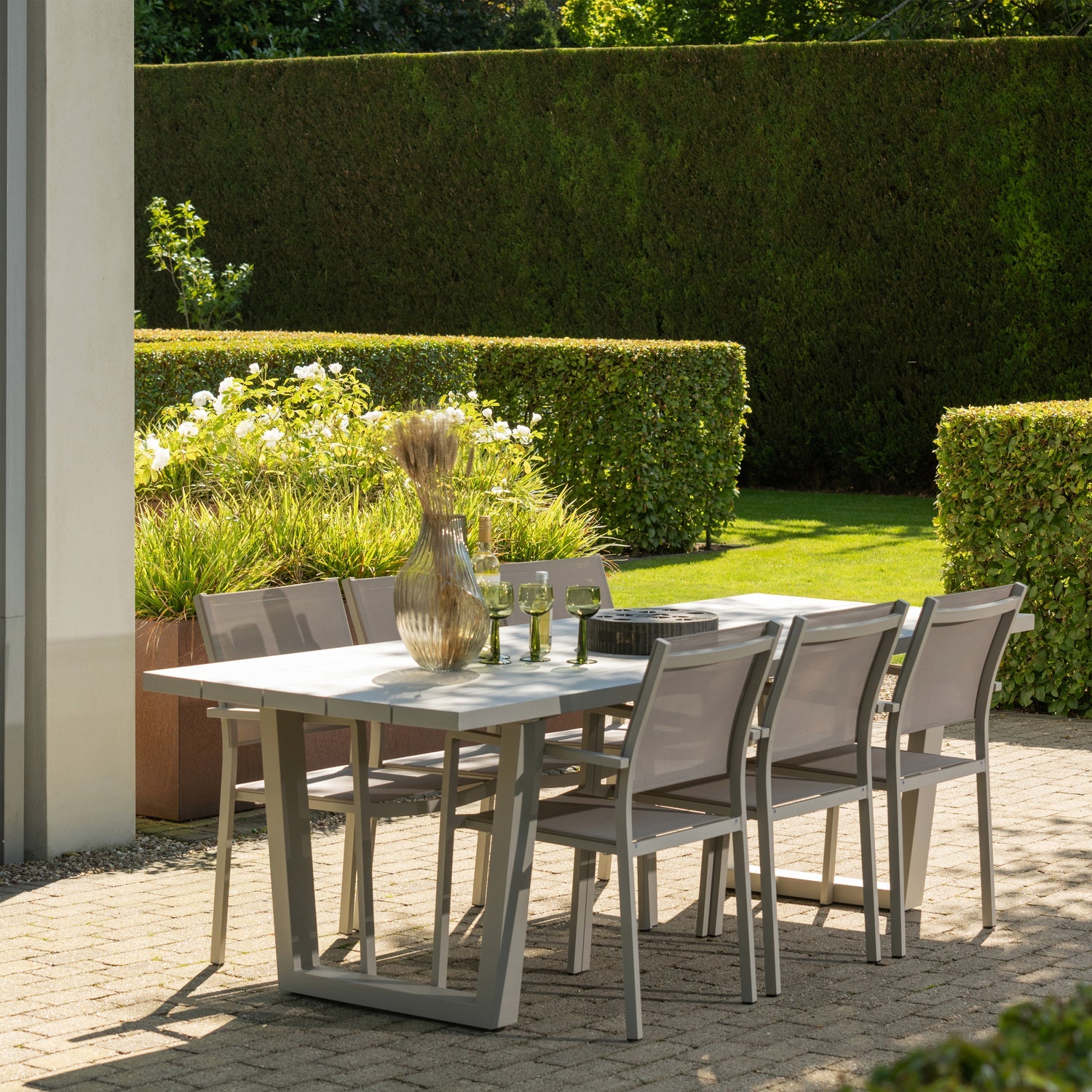 FOWL garden chair sand