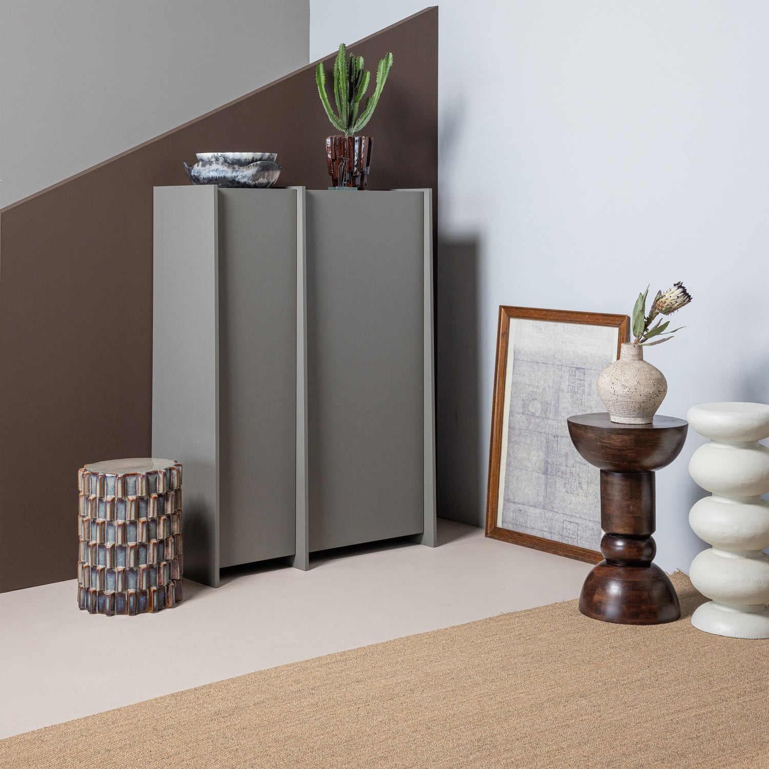 EMEL Mango Wood Side Table