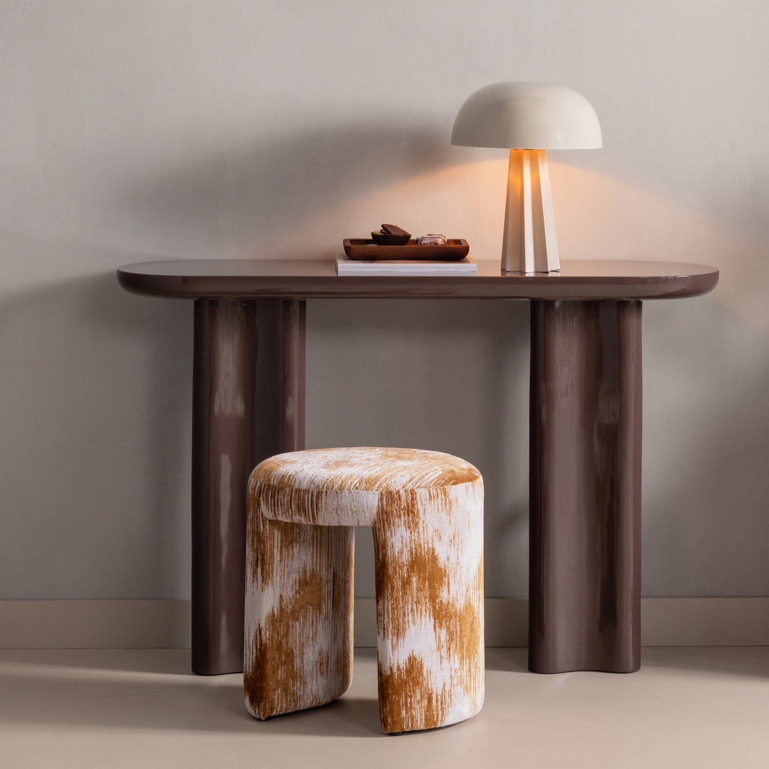 Hocker CHARLIE karamellfarben mit Beige