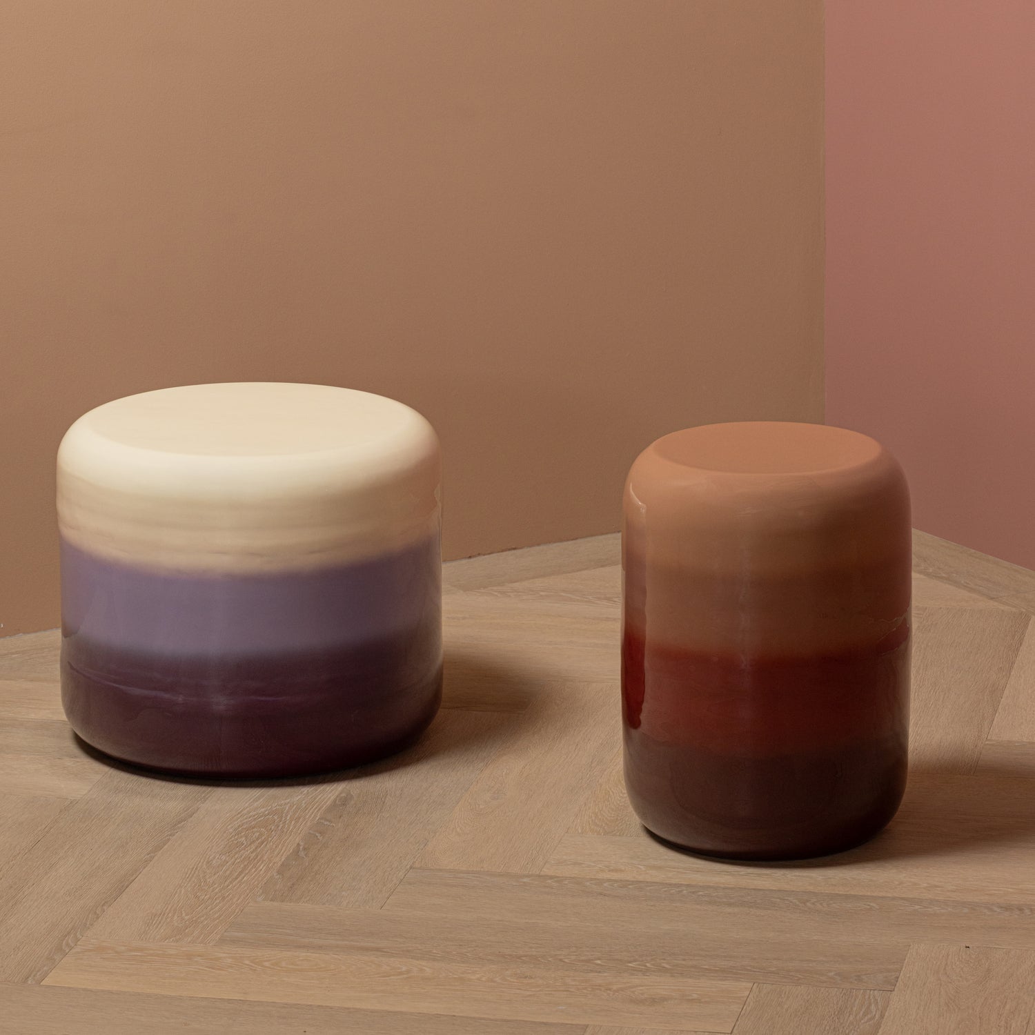 Beistelltisch VORO lila mit Creme