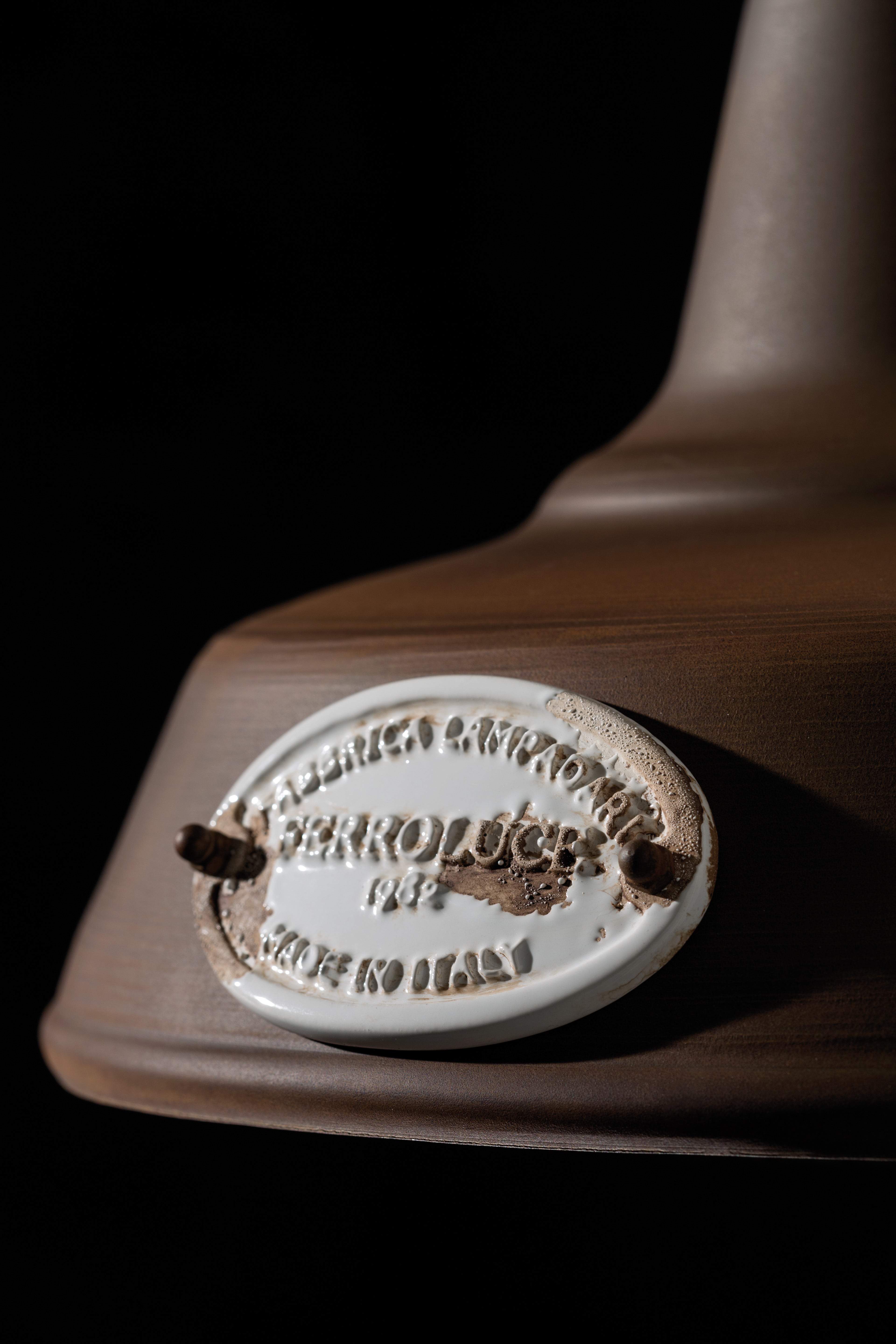 Keramik-Eisen Pendelleuchte GRUNGE rost mit schwarzem Craquelé-Effekt 