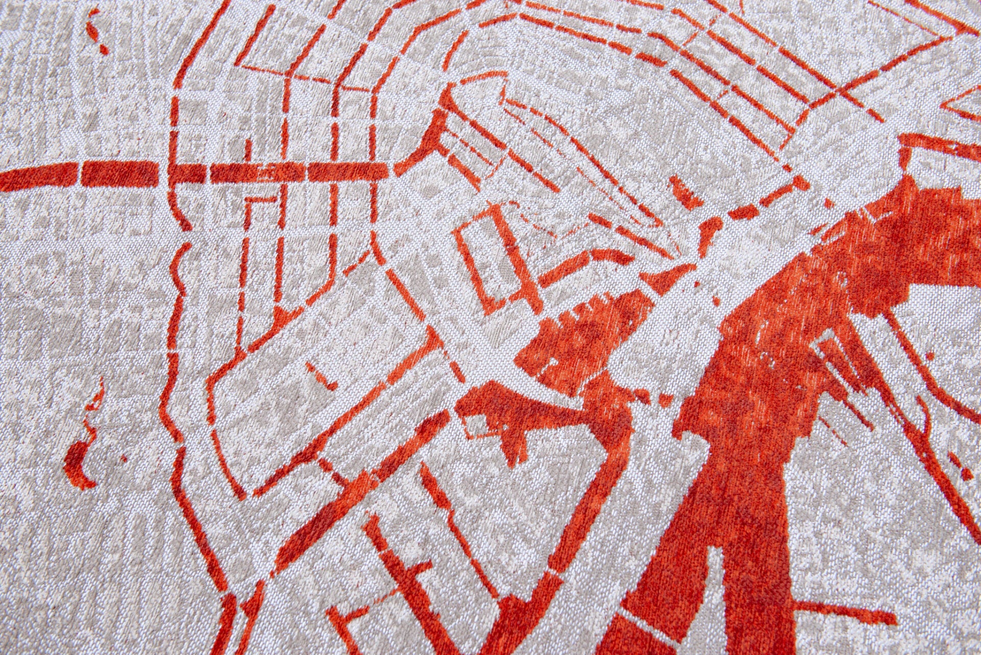 Dywan okrągły CITIES AMSTERDAM ORANGE CUT czerwony – Louis de Poortere