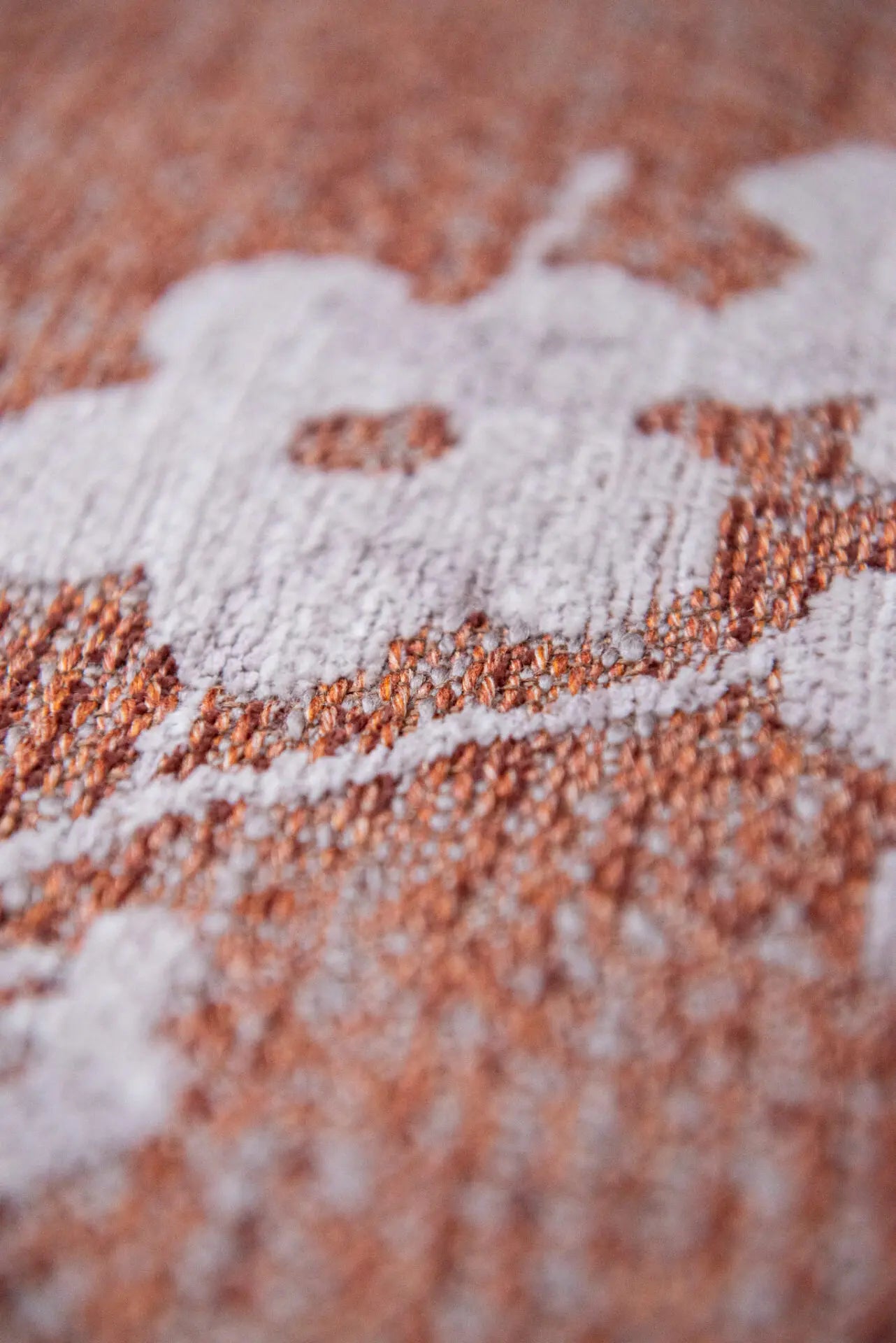 Ovaler Teppich SAKURA rosa mit Weiß