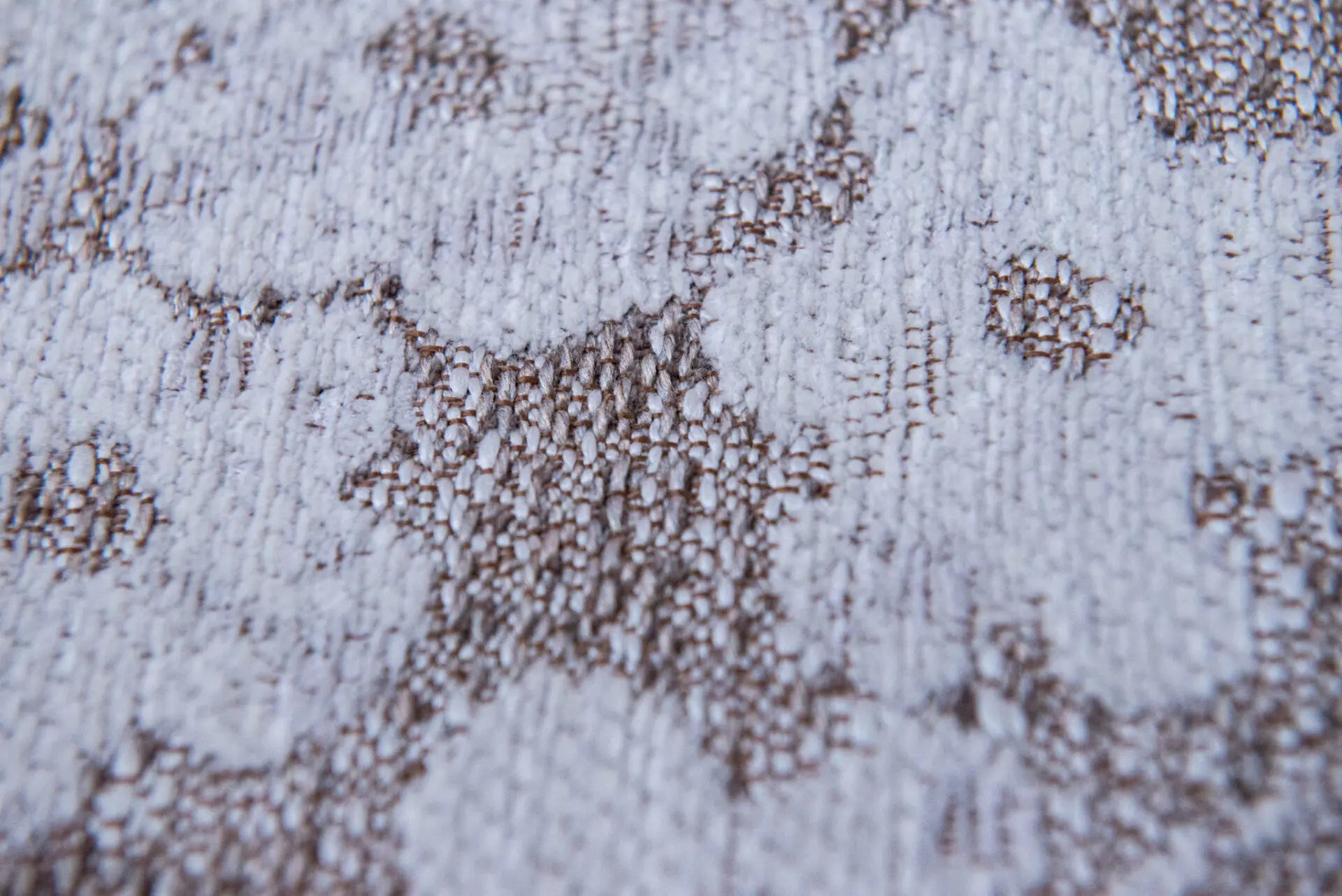 Ovaler Teppich SAKURA beige mit Weiß