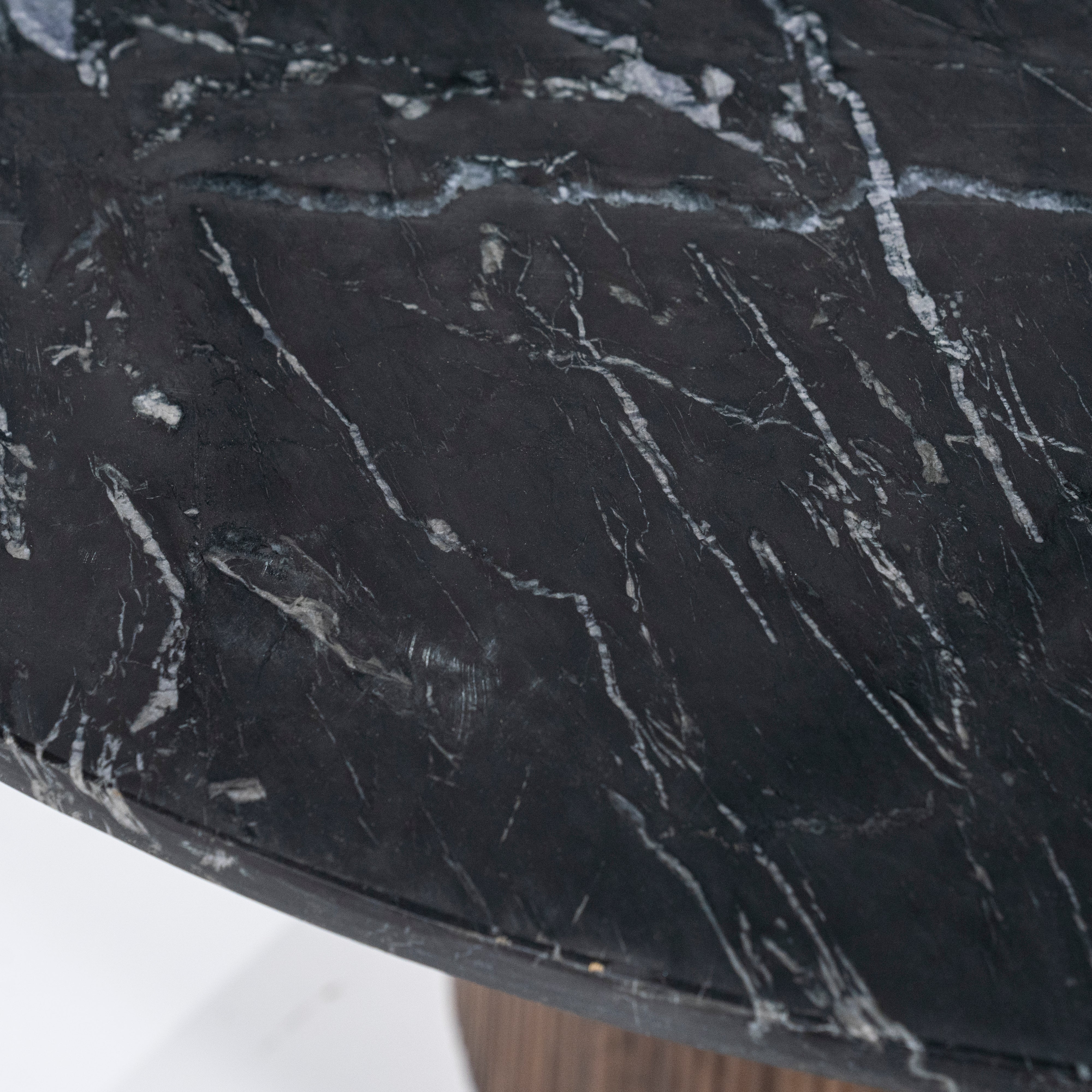 Couchtisch MAXIM aus Mangoholz mit Marmorplatte