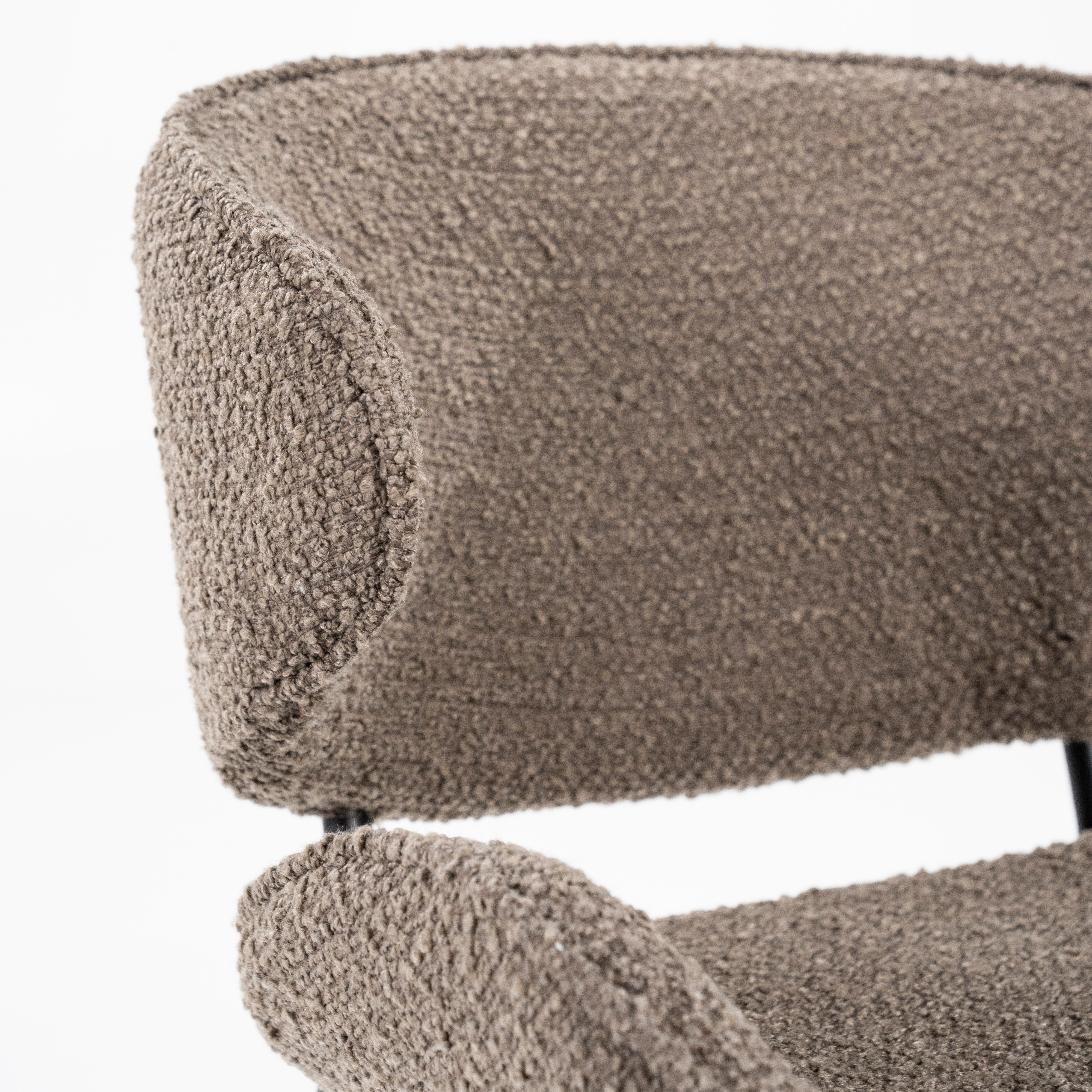 Stuhl TESS braun mit schwarzem Gestell