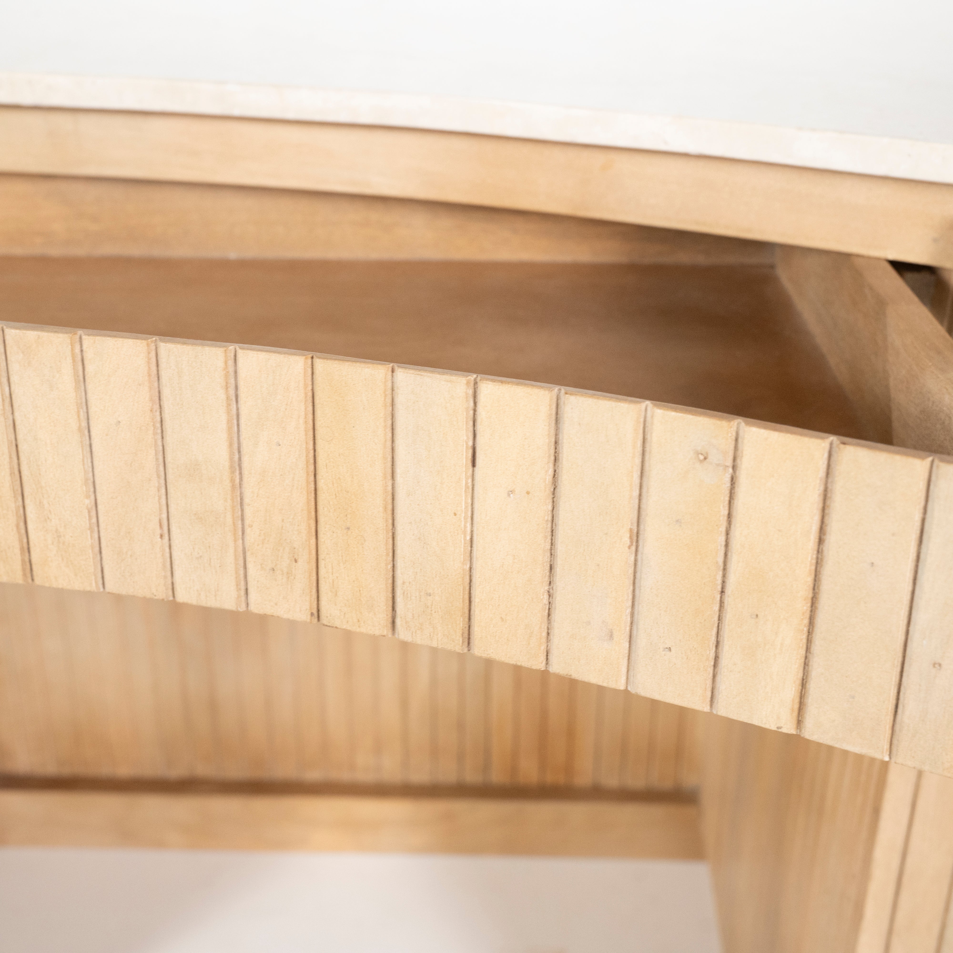 KIRA Desk made of mango wood with a marble top