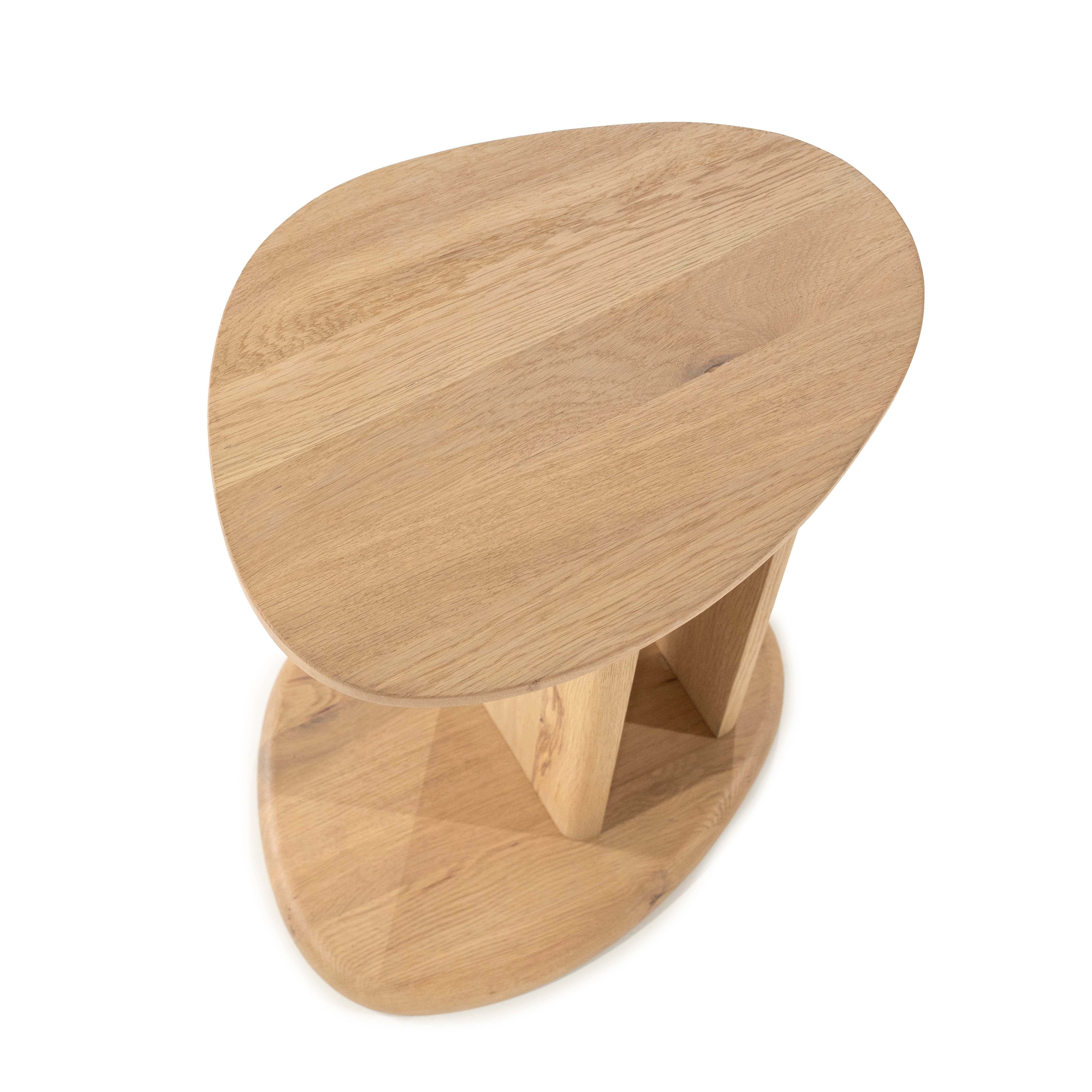 Beistelltisch LORI aus Eichenholz