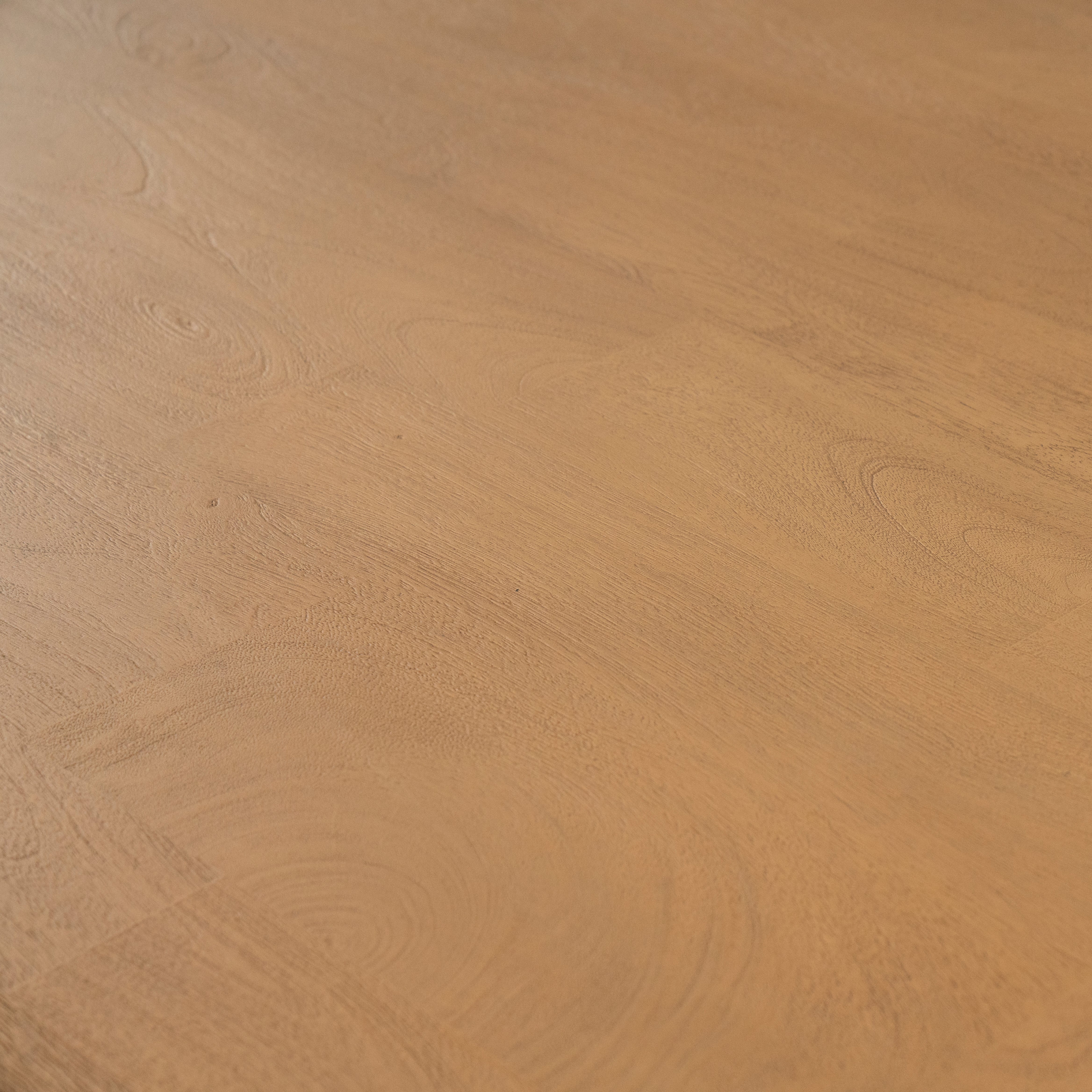 Ovaler Tisch COCO aus Mangoholz