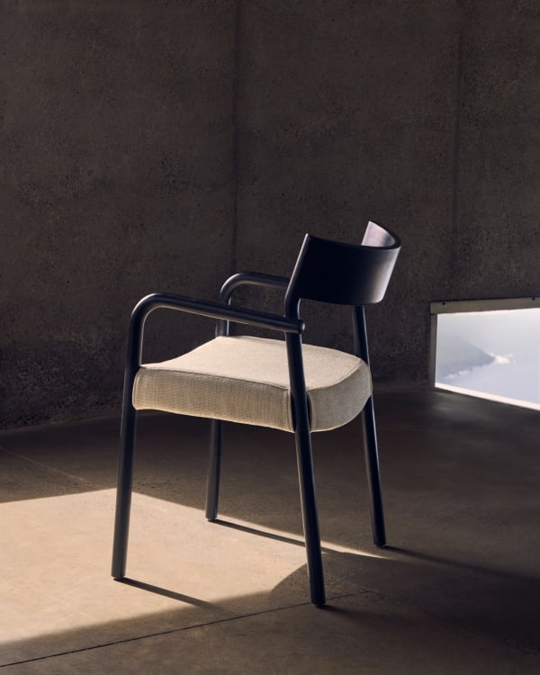 FALCONERA Stuhl beige Chenille mit schwarzer Eichenbasis