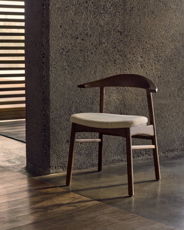 TIMONS chair in beige chenille with a dark oak base