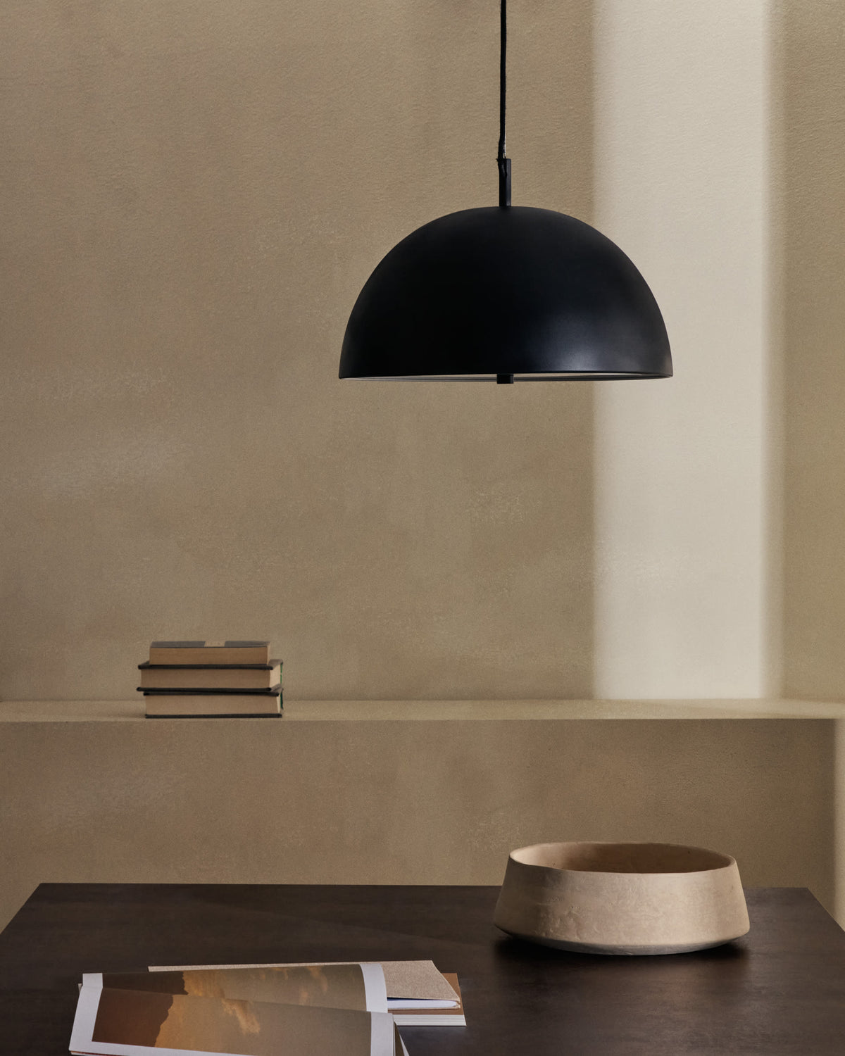 Lampa sufitowa CATLAR czarny metal – ujęcie 2