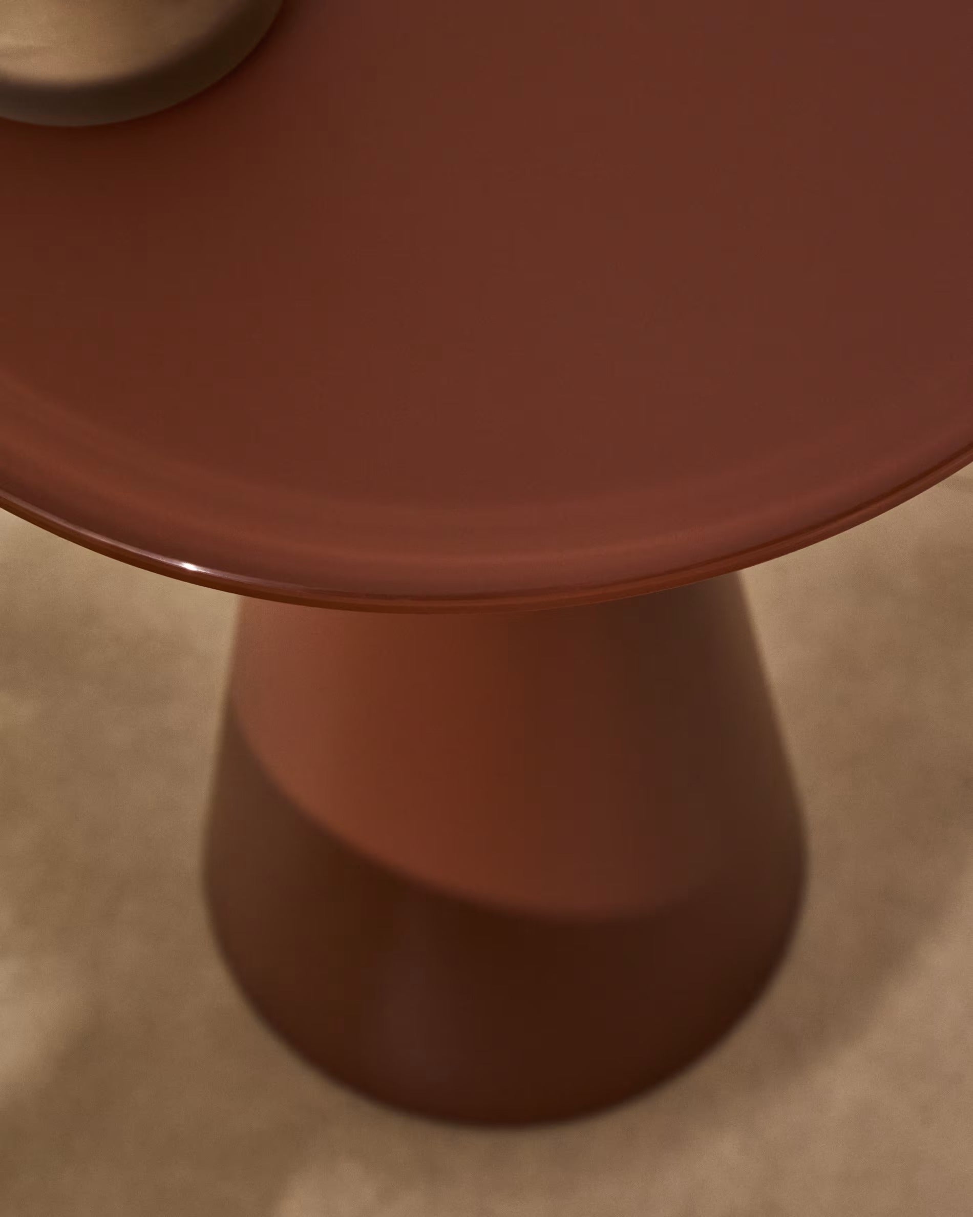 WILSHIRE terracotta side table