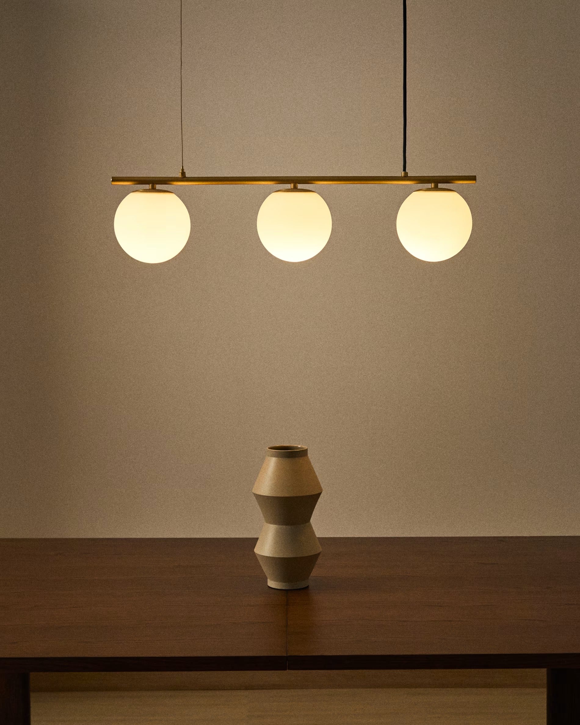 Three-Point Pendant Lamp BRISIA Brushed Brass