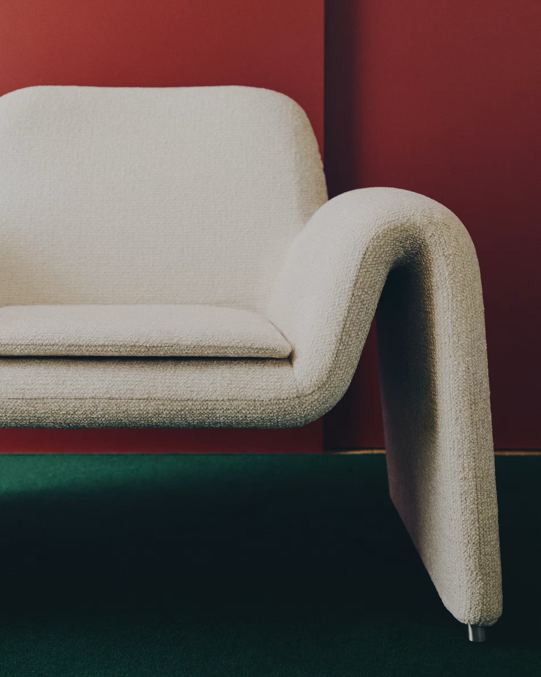 MELVIA beige armchair