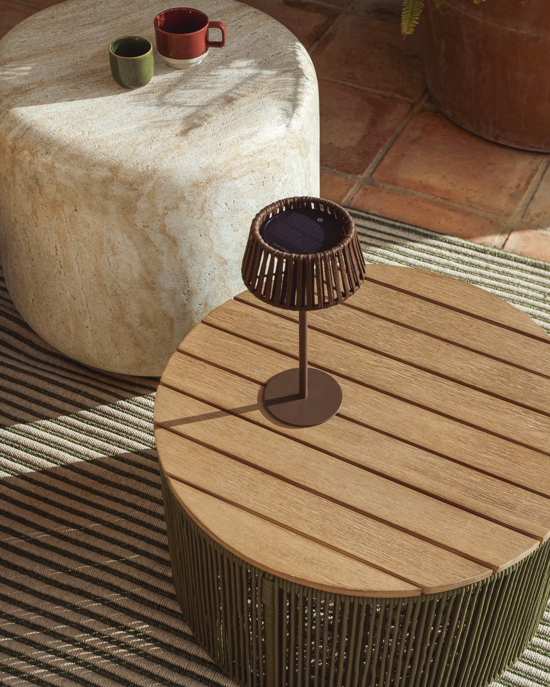 Solar-Gartenlampe ALDET braun