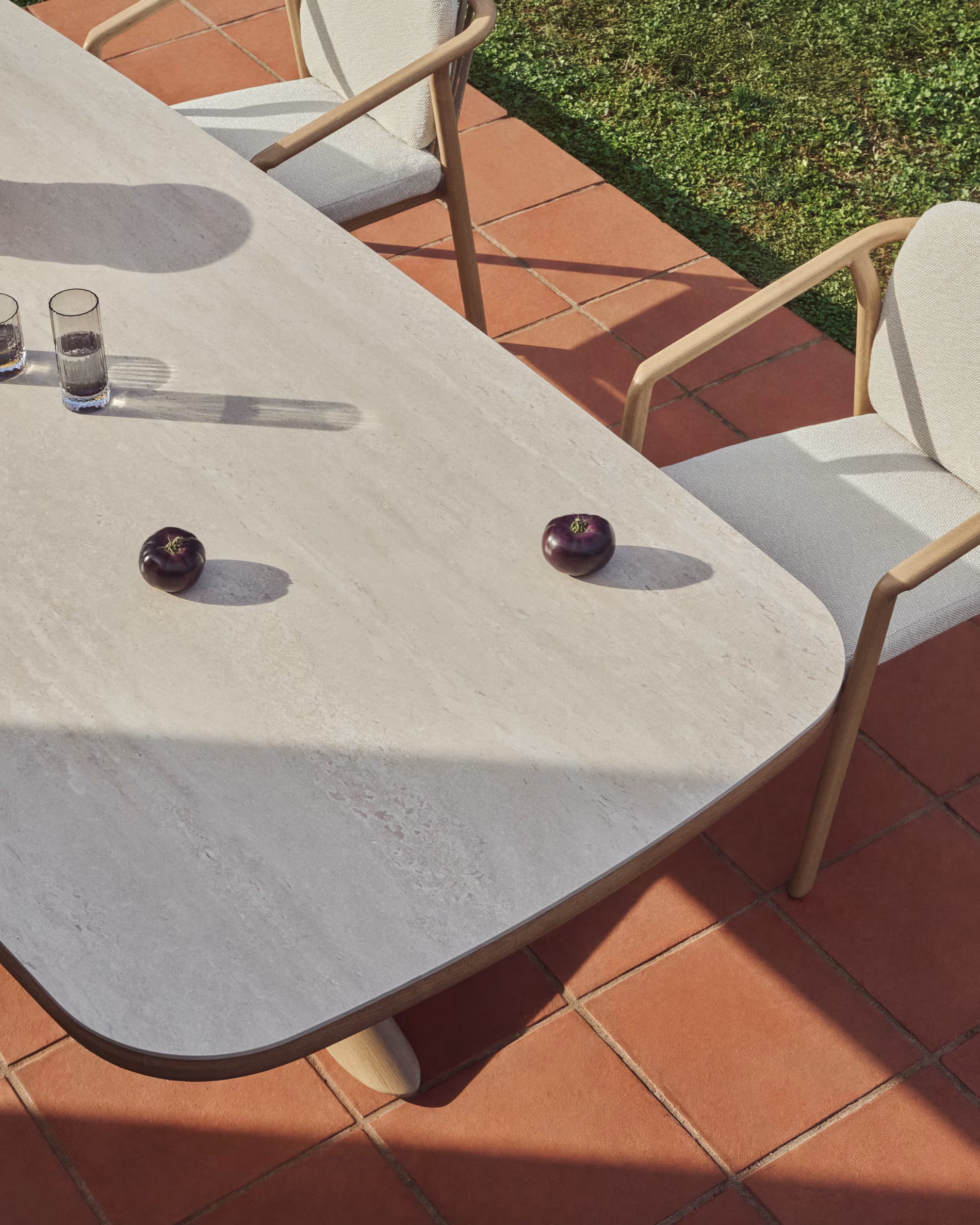 Gartenmöbelset MIRTIA ecru mit Aluminiumgestell in Holzoptik