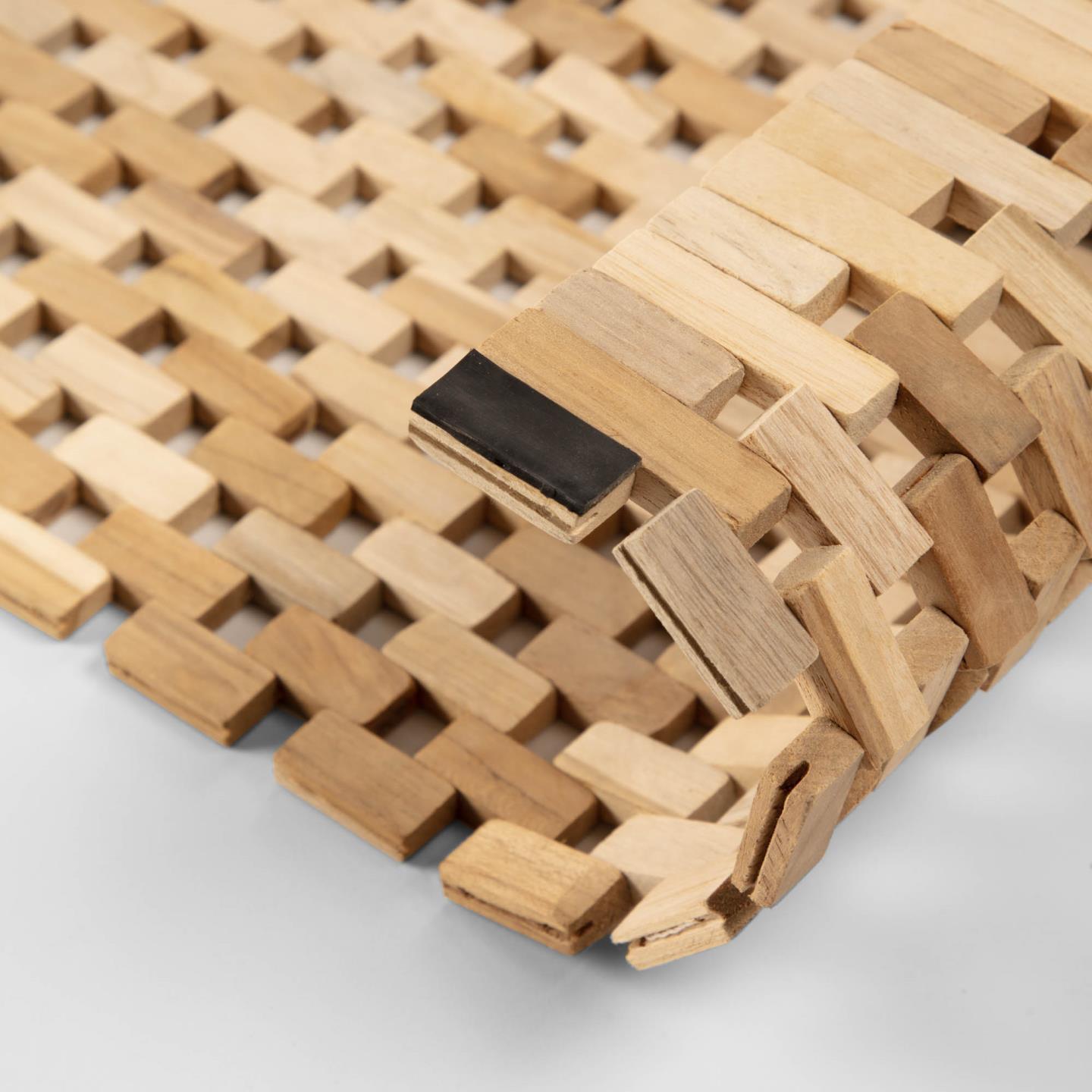 Dywan łazienkowy AZURAY drewno tekowe La Forma    Eye on Design