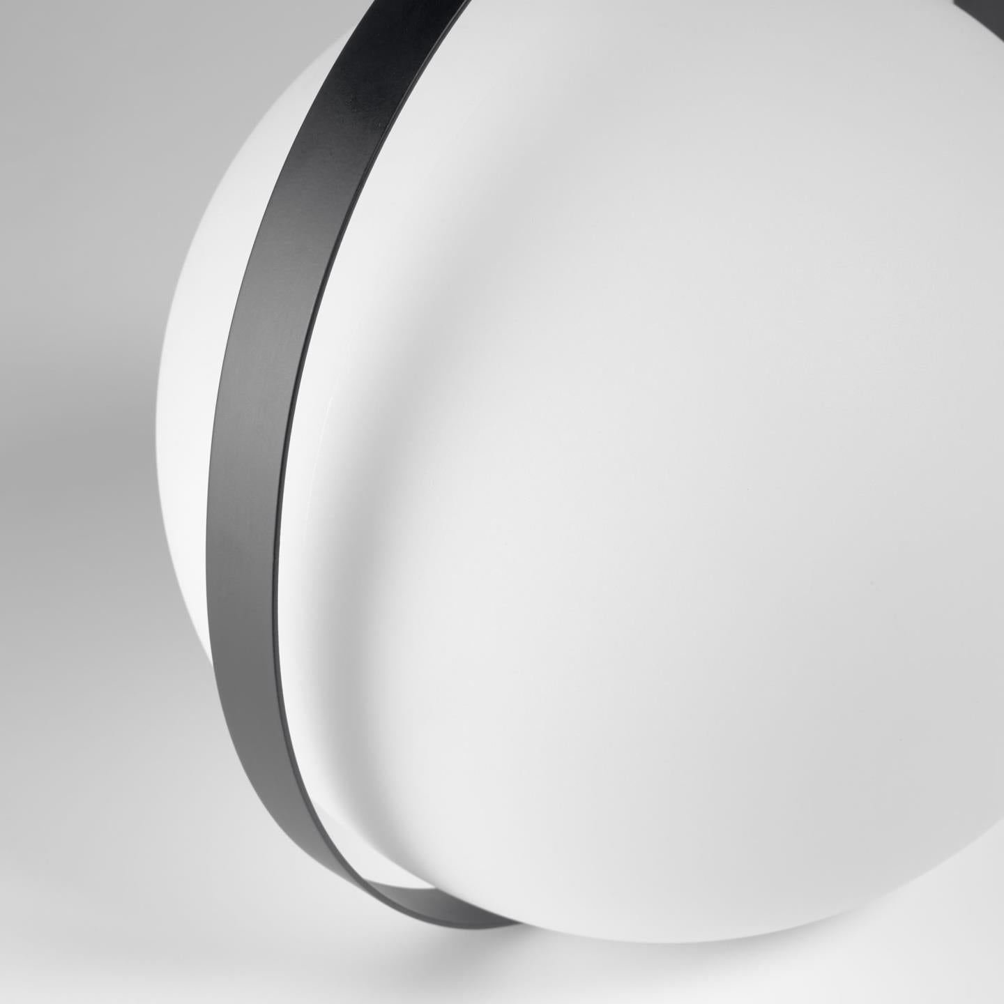 Lampa stołowa akumulatorowa DINESH czarny La Forma    Eye on Design