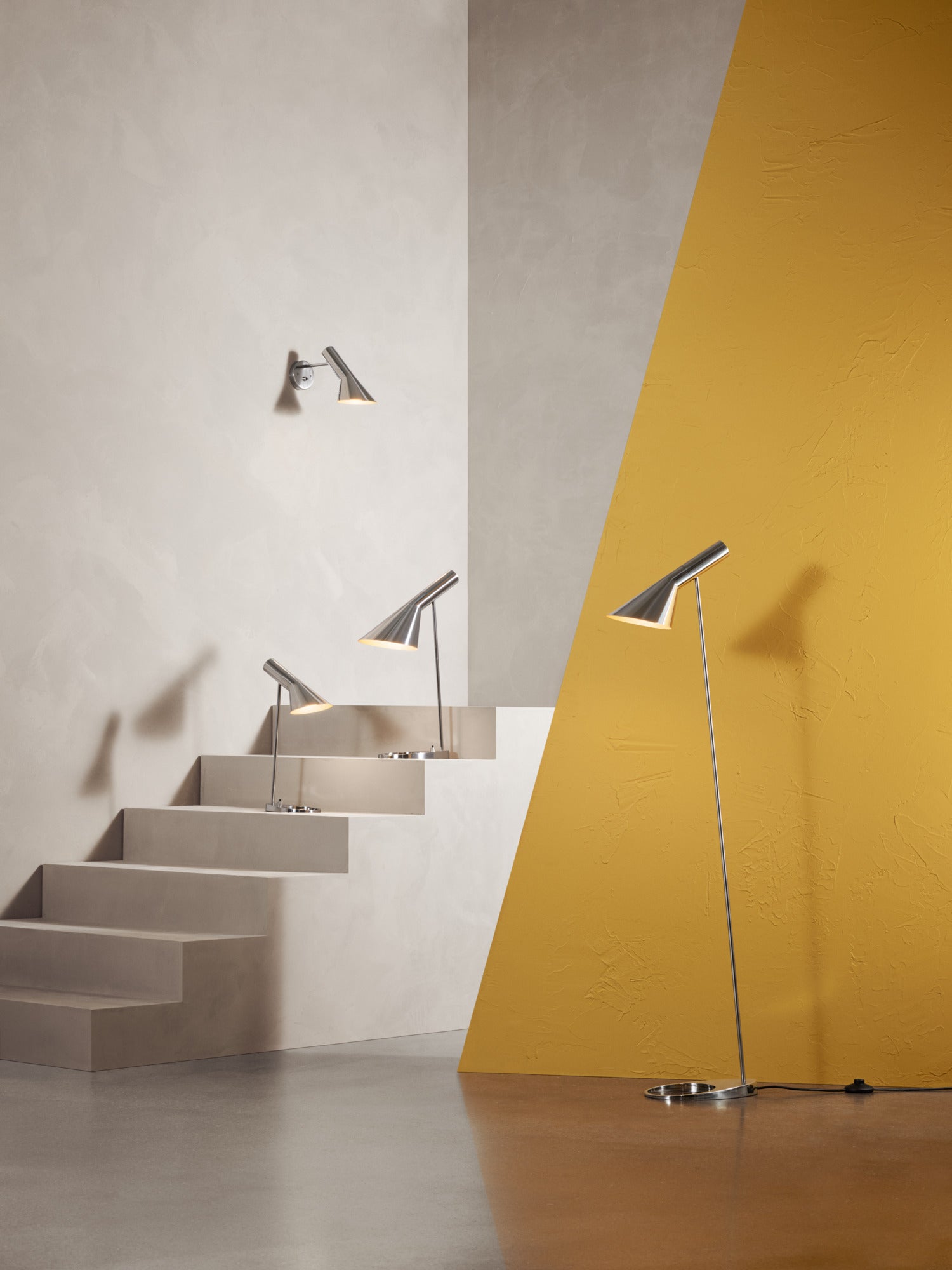 Tischlampe AJ MINI poliertes Edelstahl