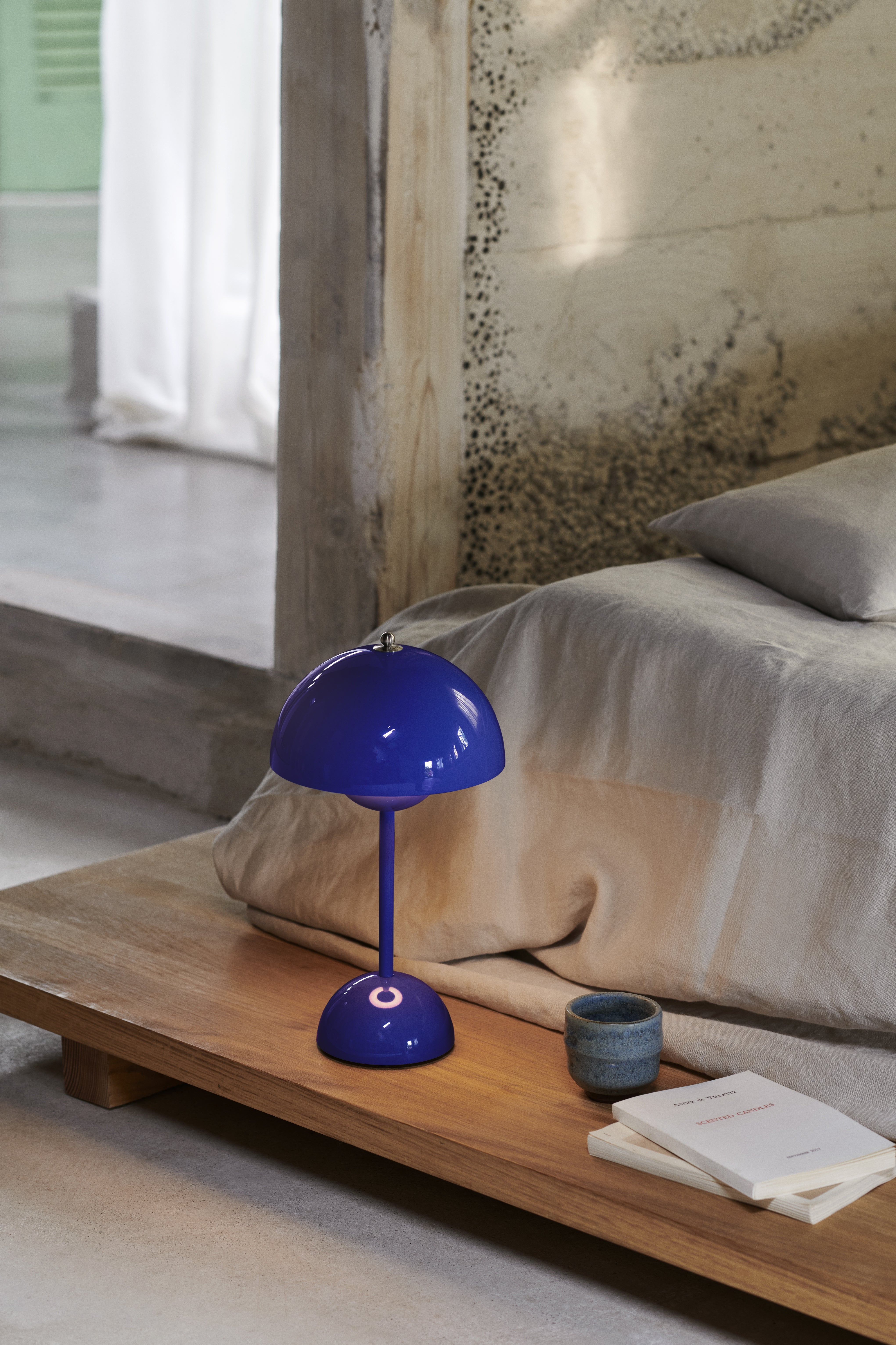 Tragbare Lampe FLOWERPOT VP9 in Kobaltblau