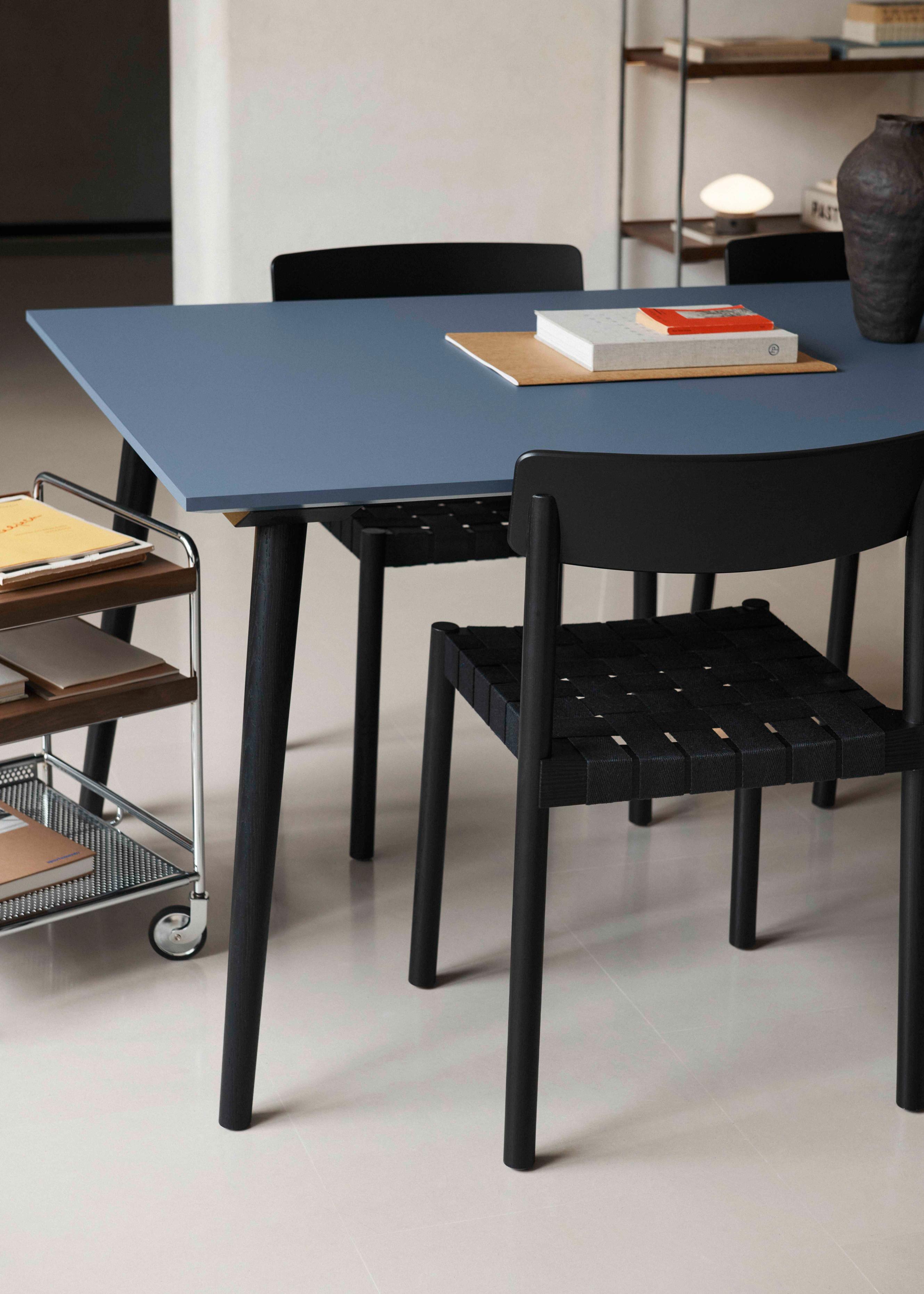 Regal ALIMA NDS6 verchromt mit Nussbaumholz
