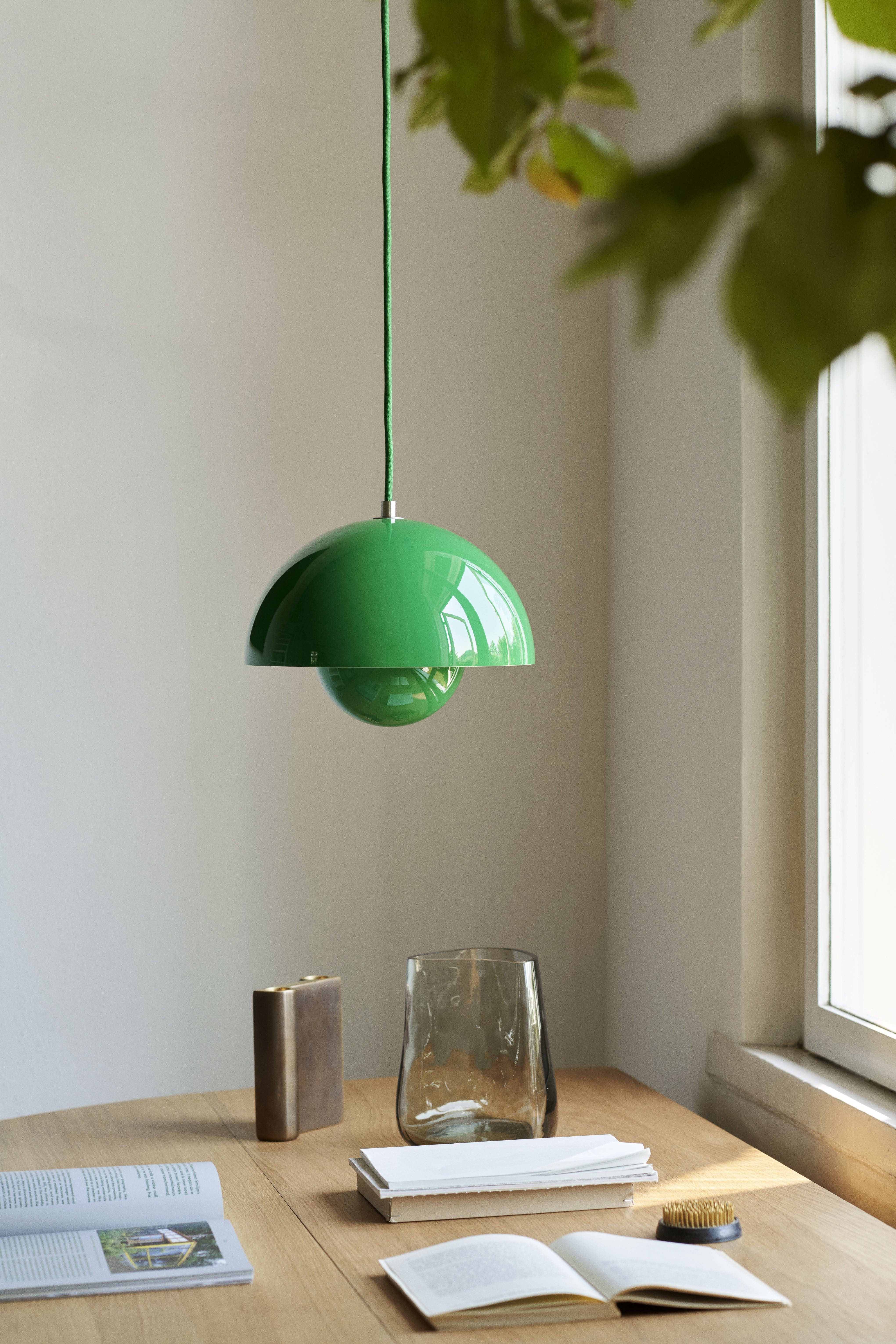 Pendelleuchte FLOWERPOT in intensivem Grün
