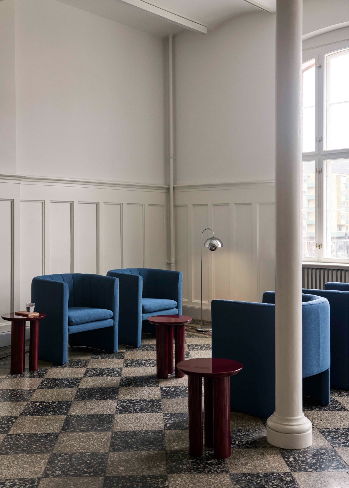 Sessel mit Armlehnen LOAFER SC23 gepolstert