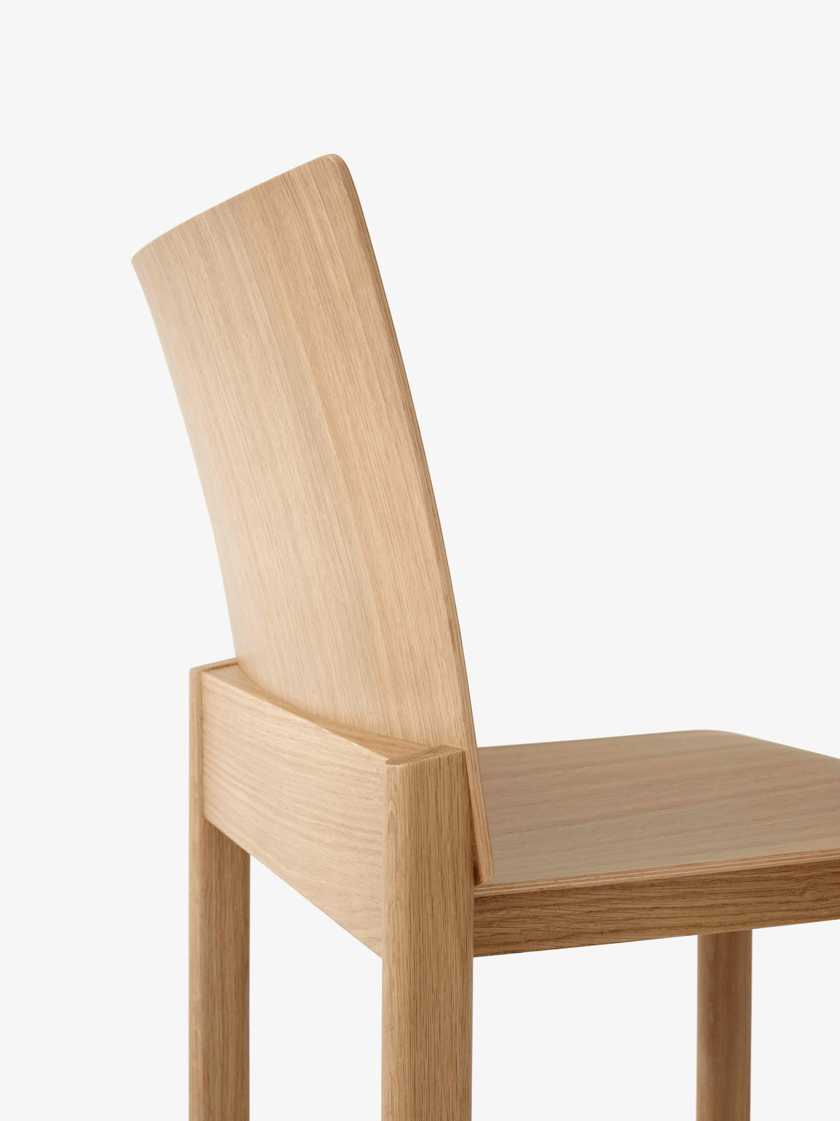 Stuhl ALLWOOD AV35 lackierter Eiche
