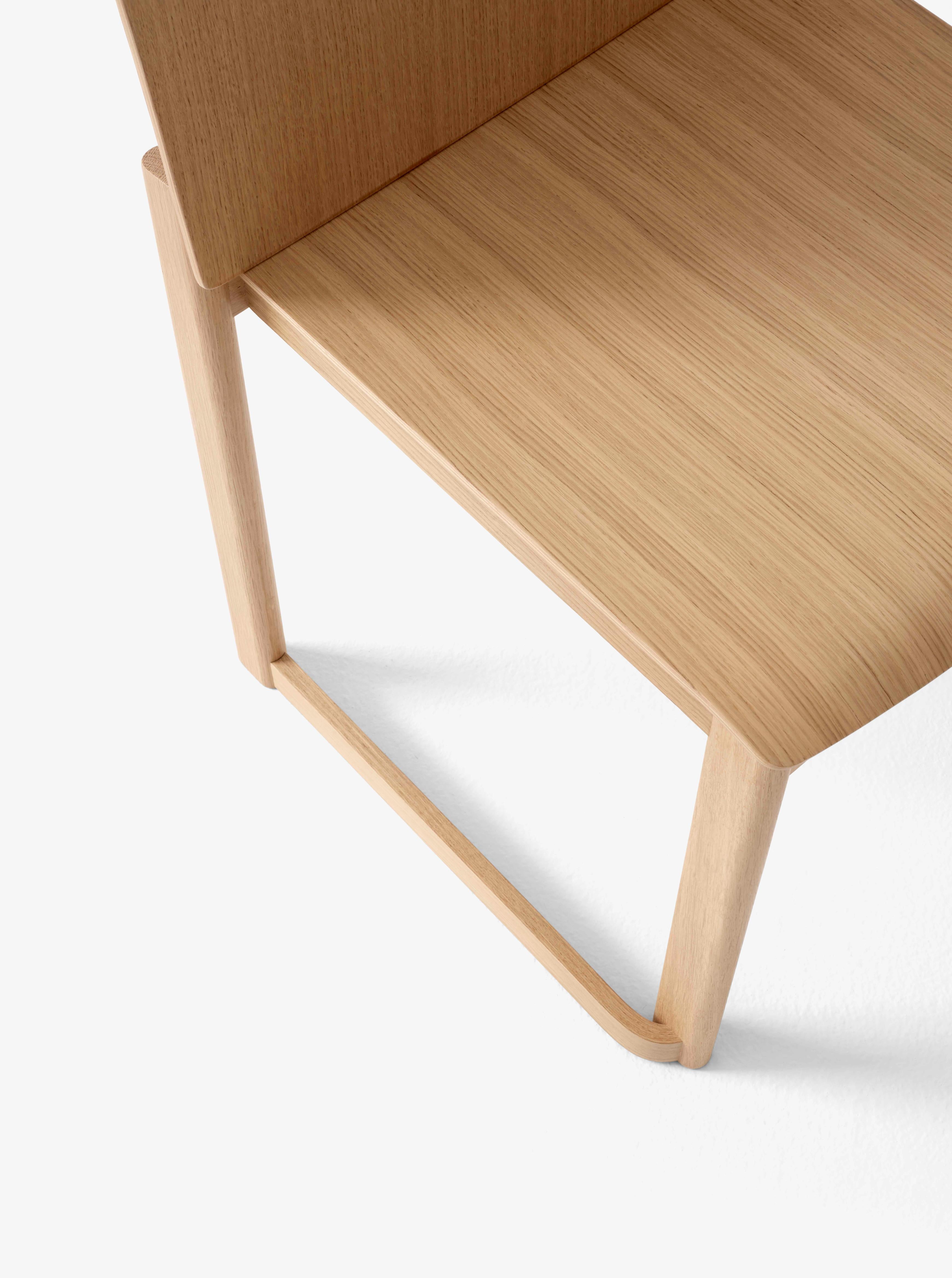 Stuhl ALLWOOD AV35 lackierter Eiche