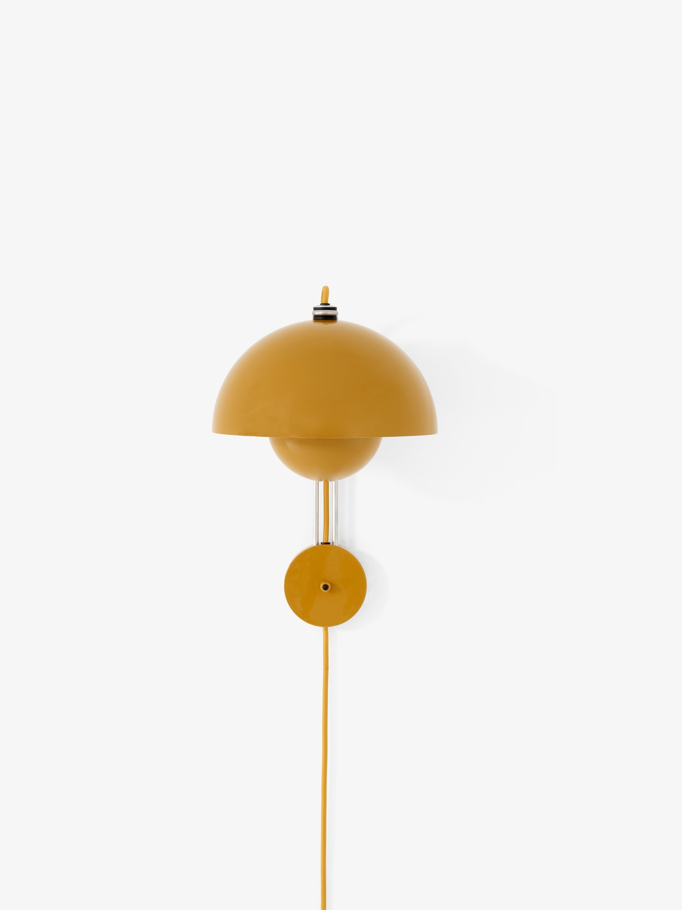 Wandlampe FLOWERPOT VP8 in Senfgelb