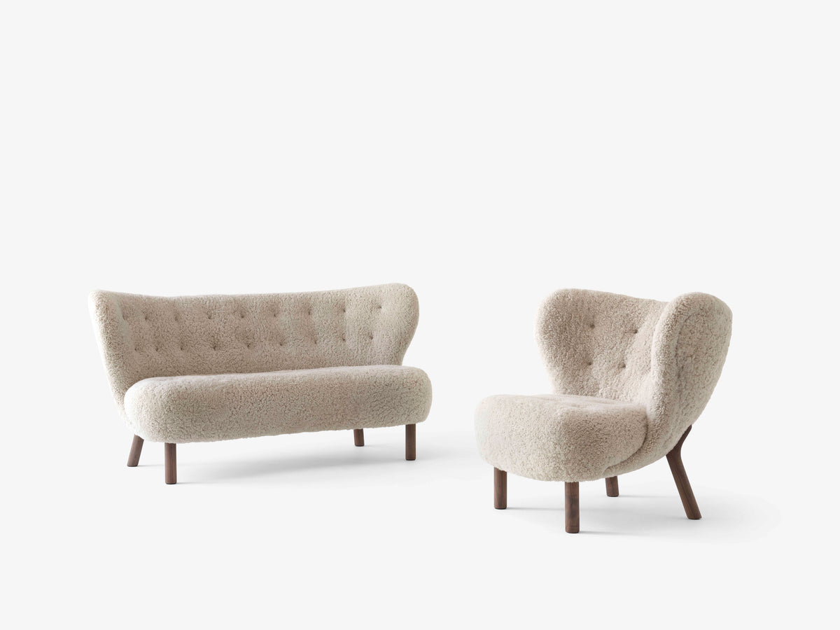 Zweisitzer-Sofa LITTLE PETRA VB2 mit Eichenholzgestell