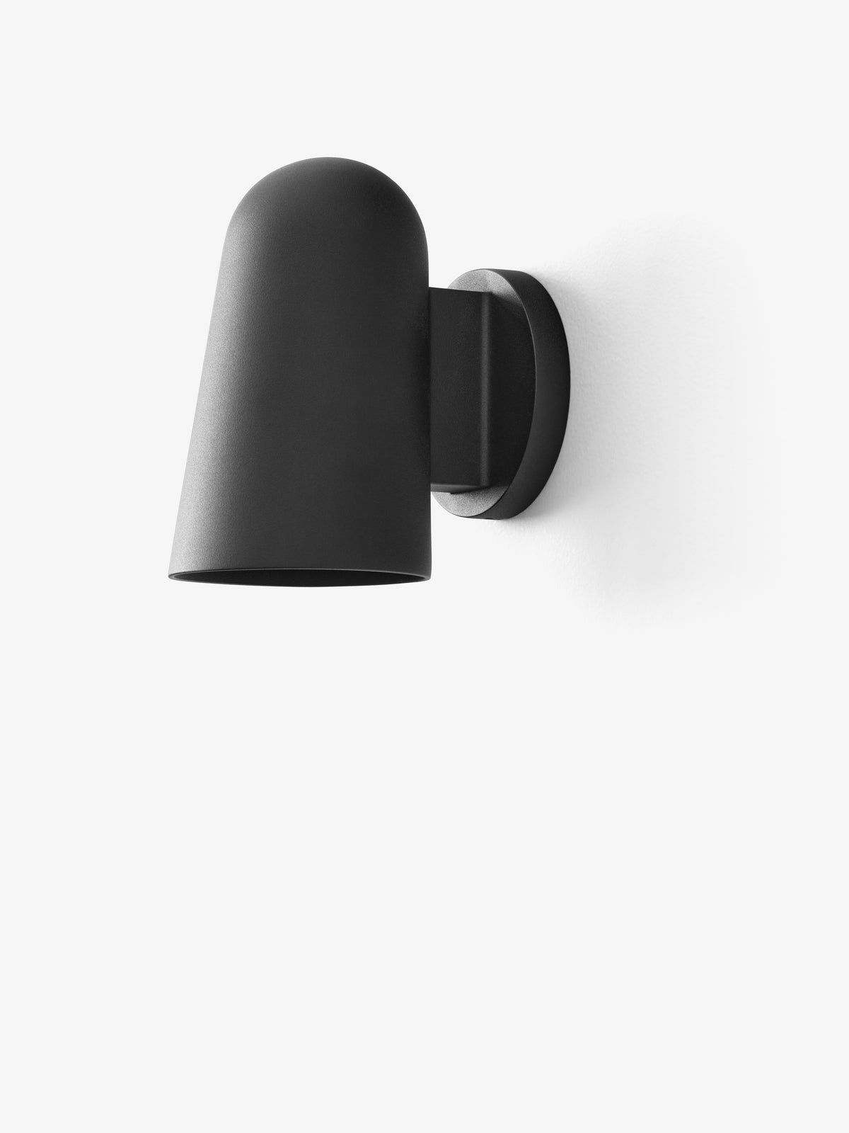 Wandleuchte für den Außenbereich SOLID in Schwarz